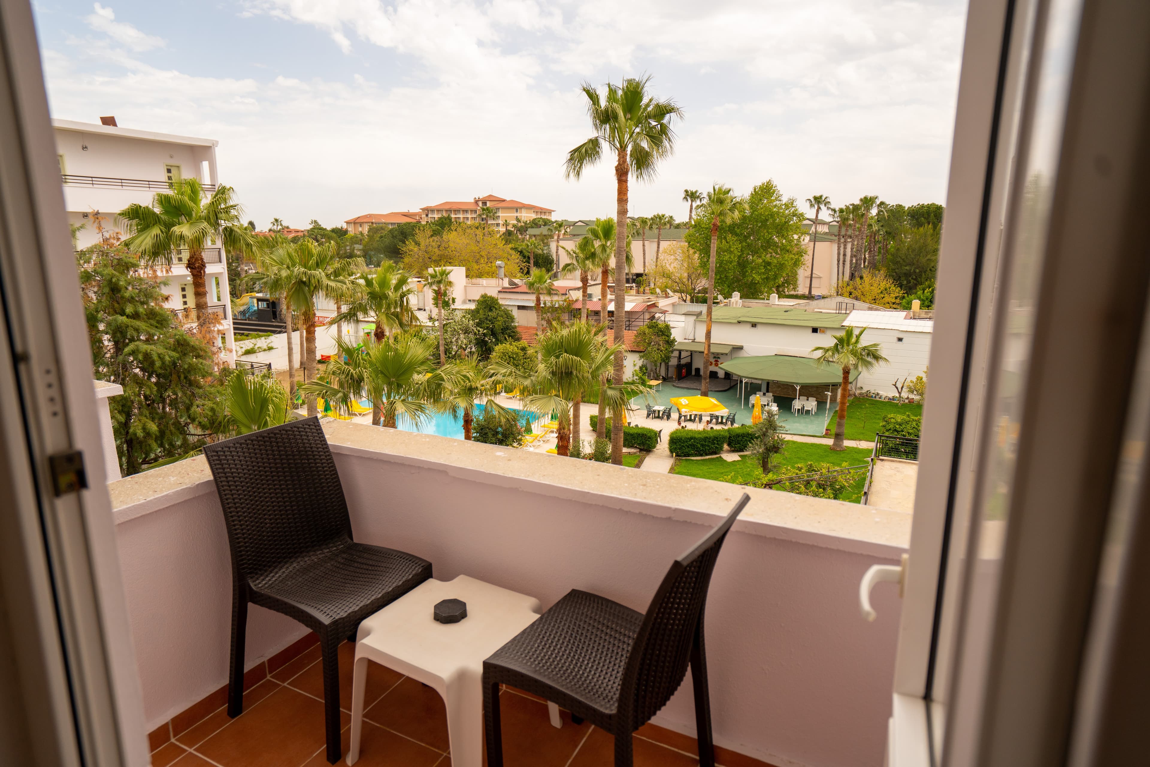 Malibu Resort Hotel - photo 9