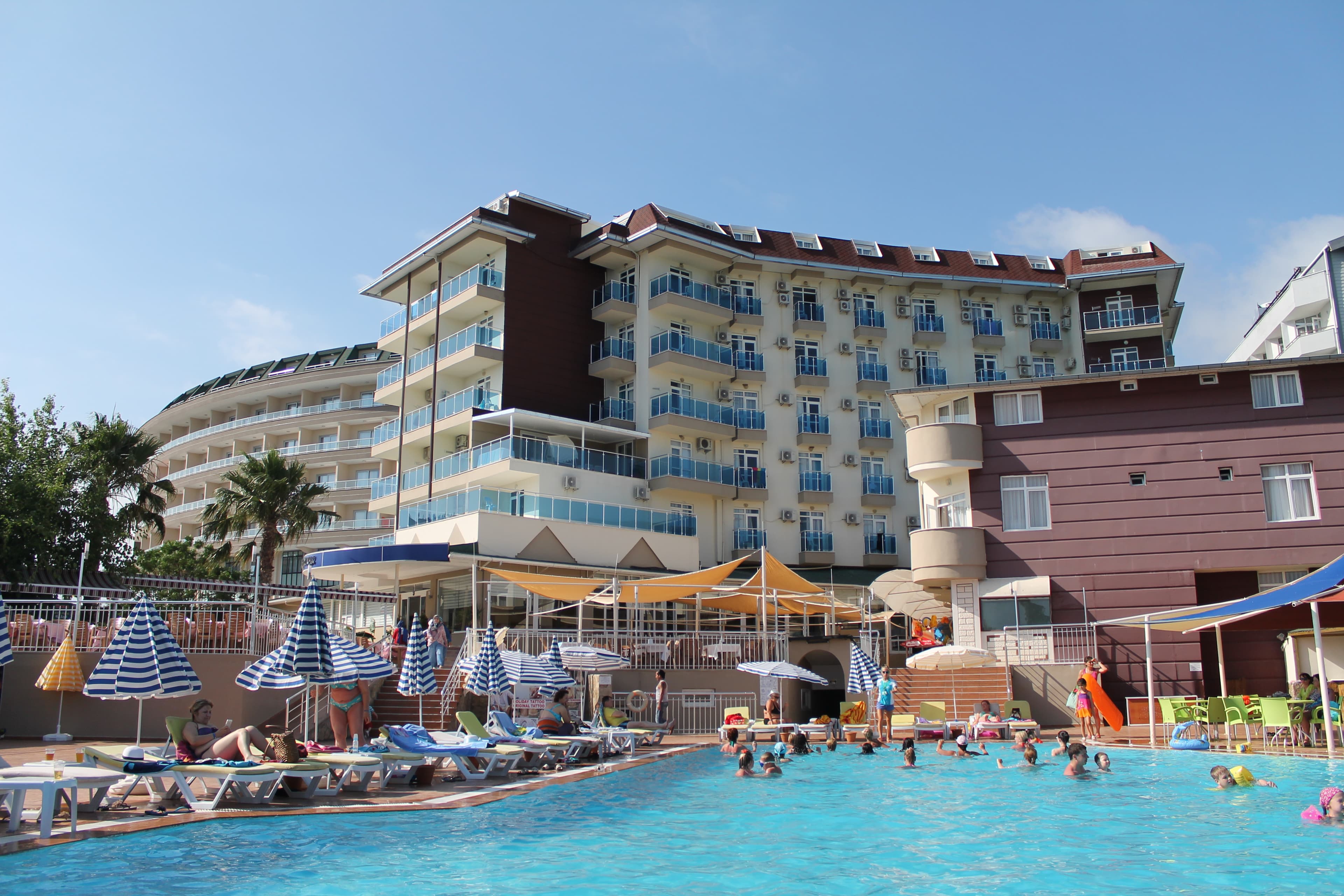 Akin Paradise Hotel