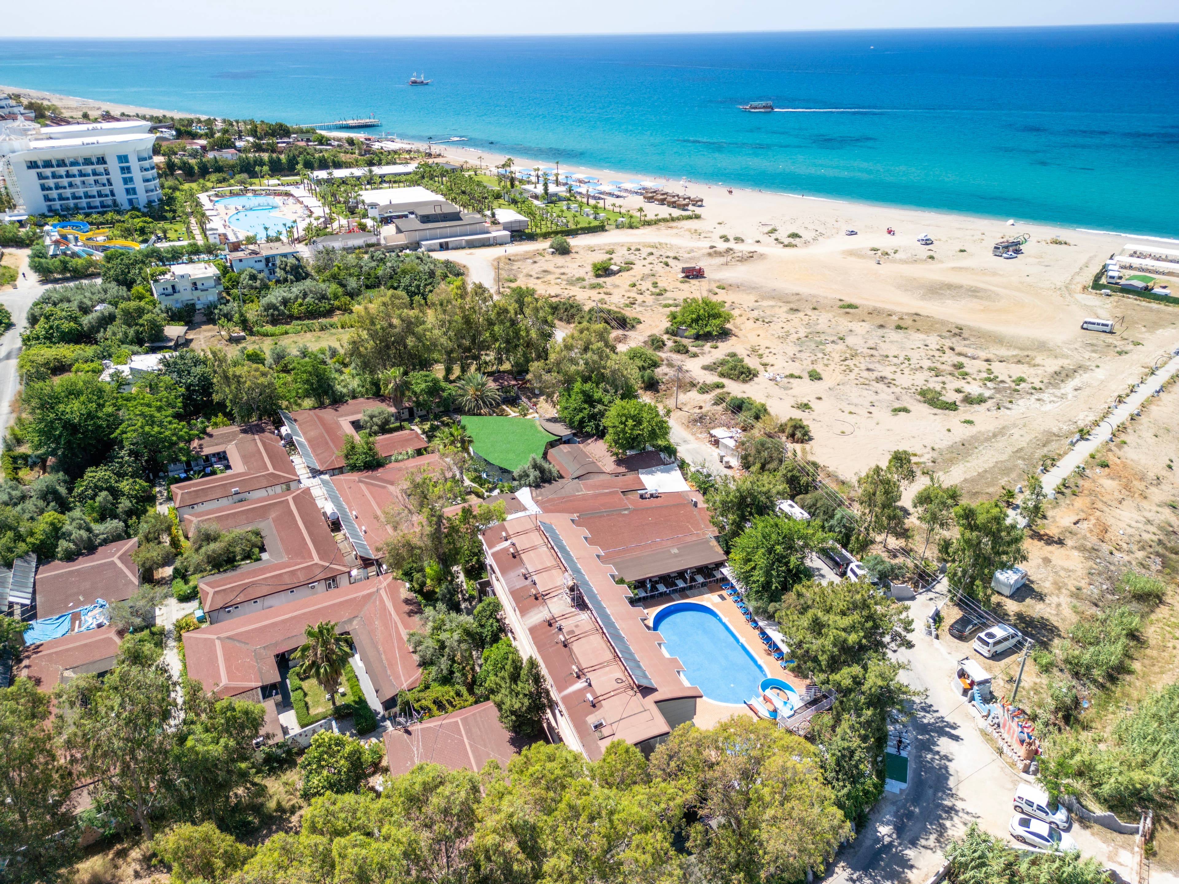 Aperion Beach Hotel - photo 5