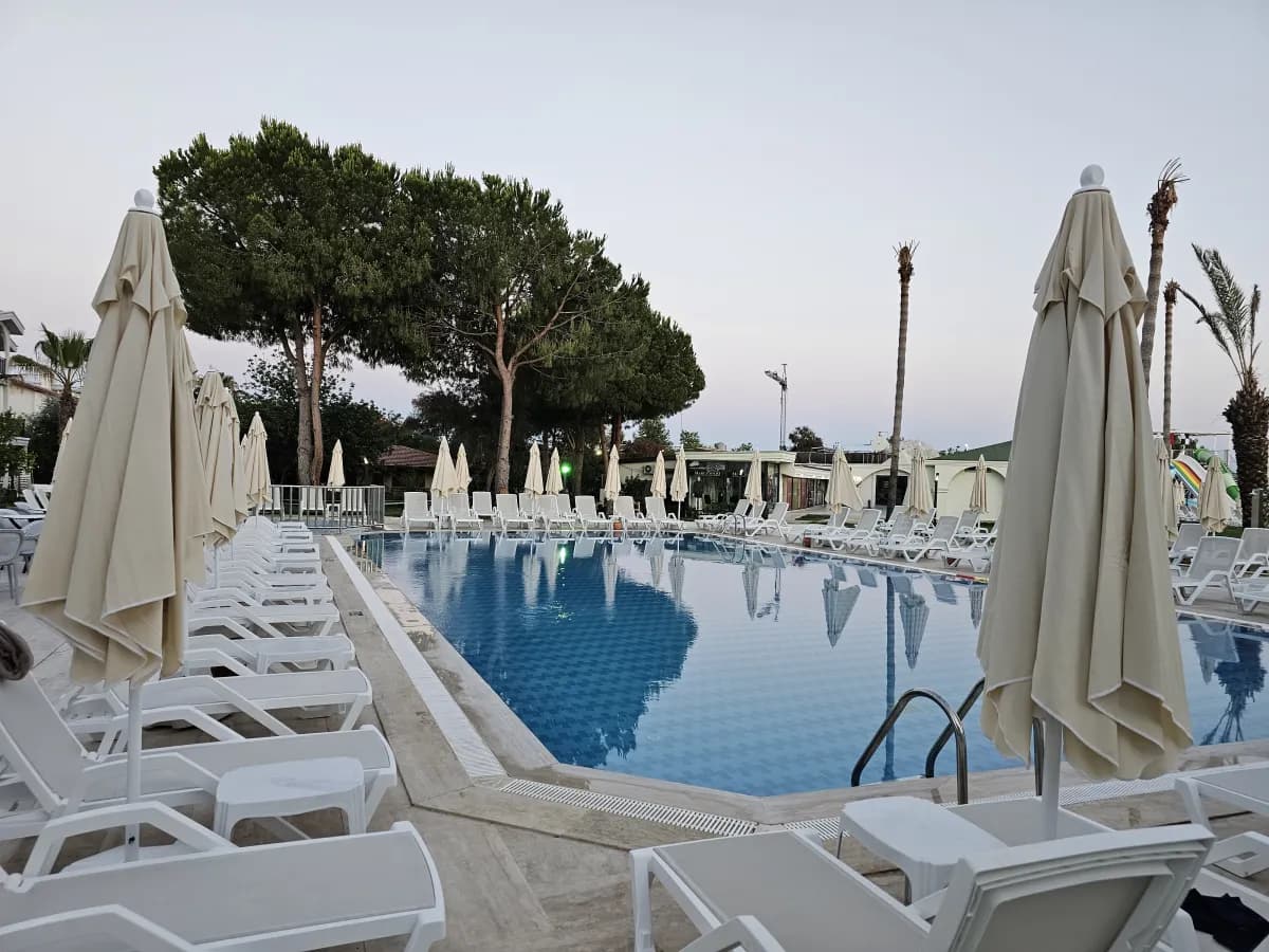La Benata Hotel - photo 3