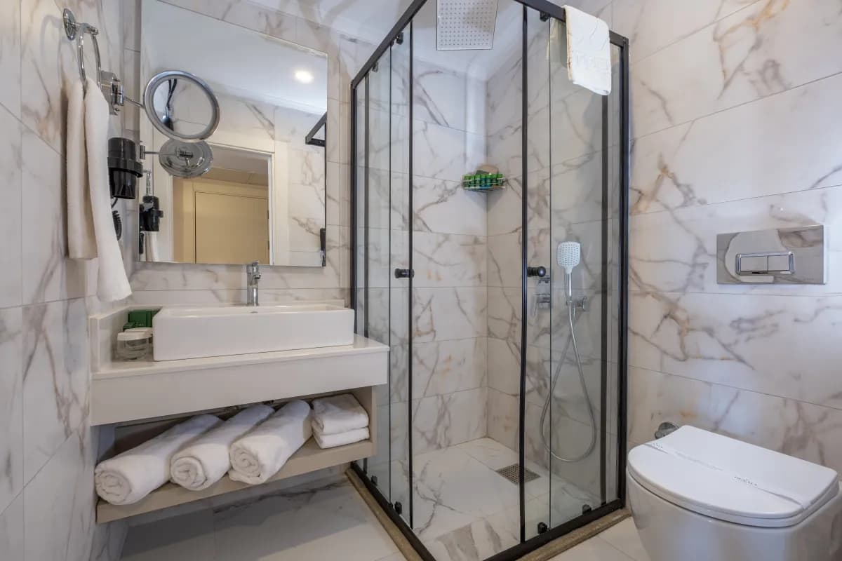 La Benata Hotel - photo 4