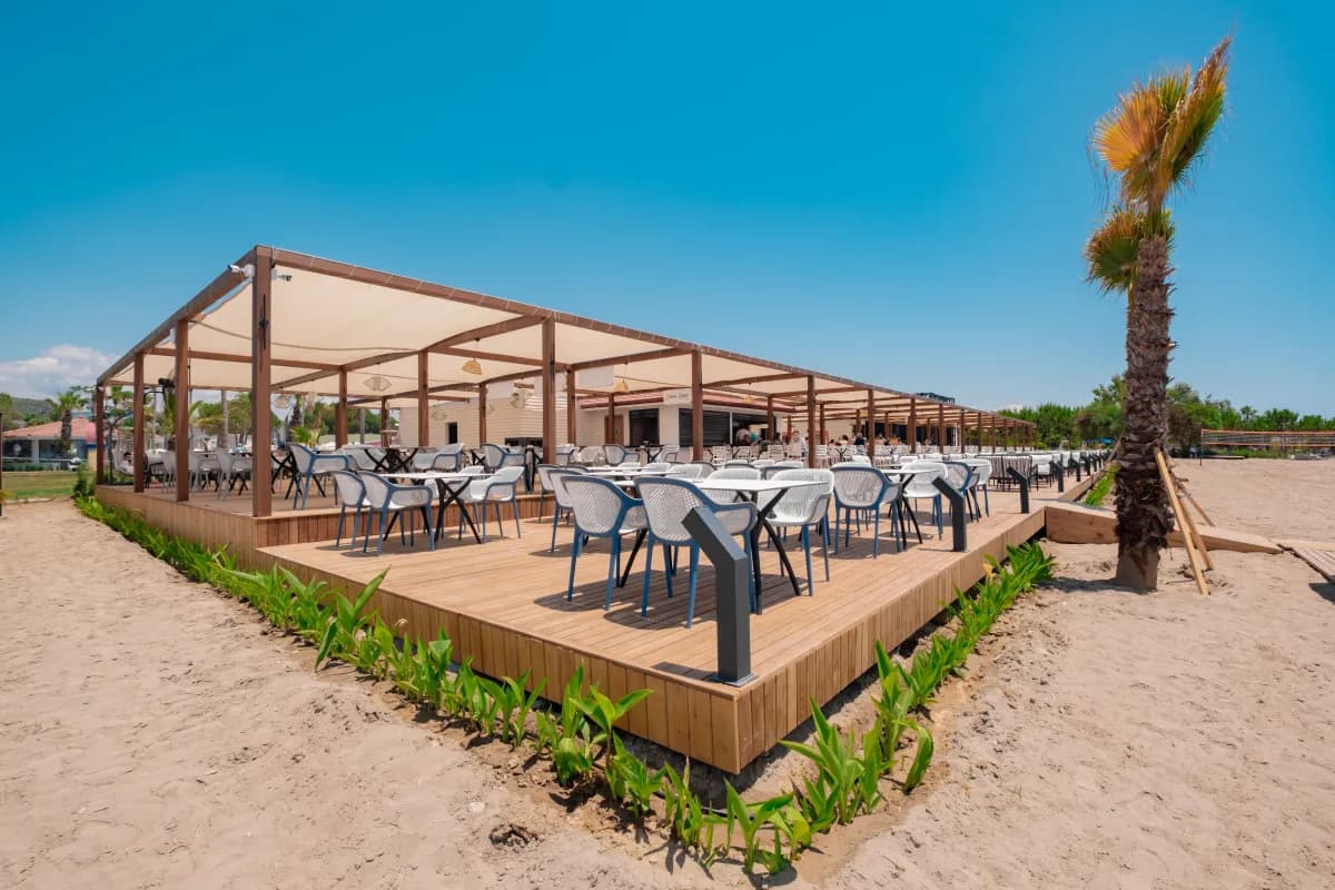 La Benata Hotel - photo 8