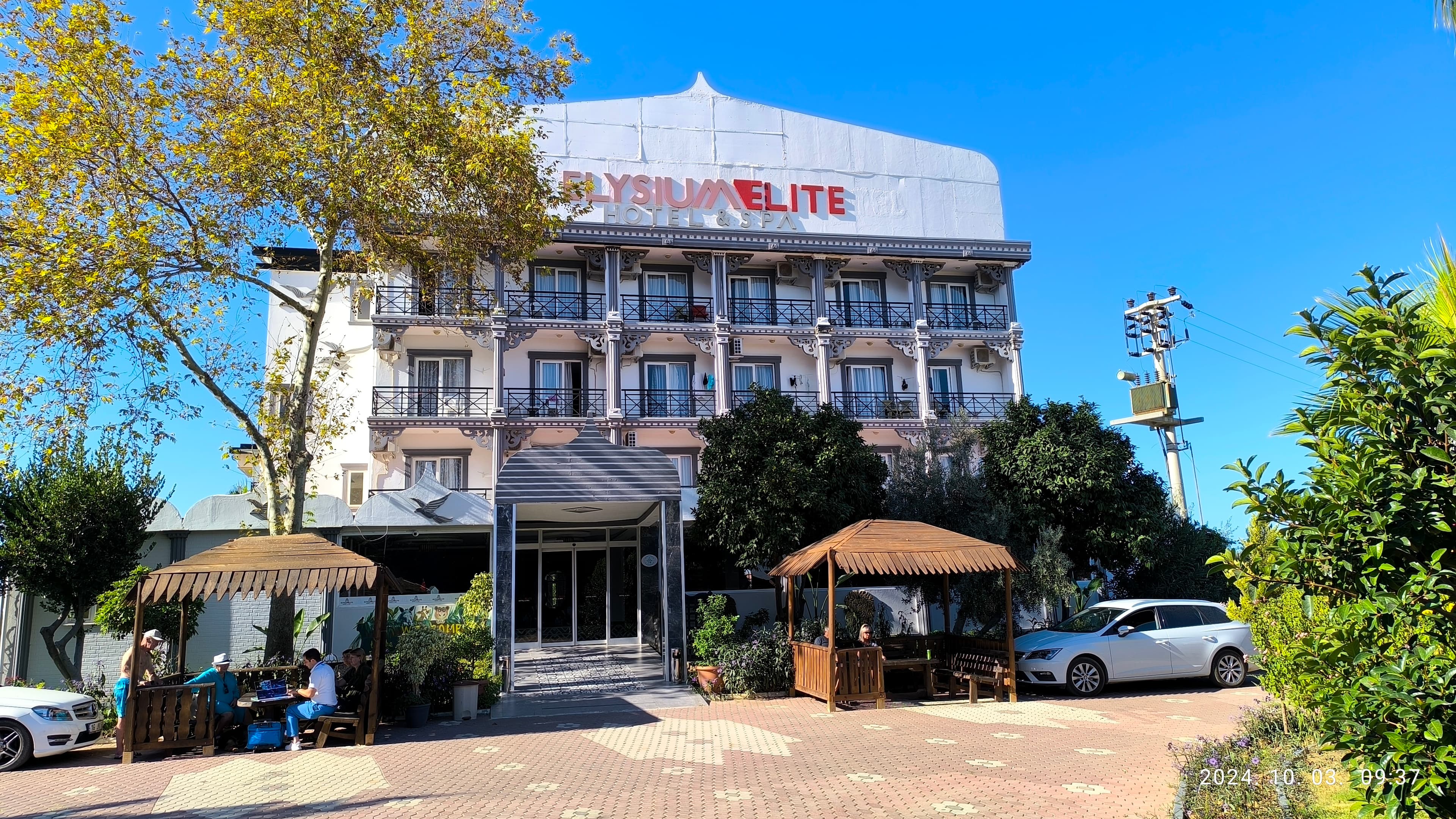 Elysium Elite Hotel - photo 9