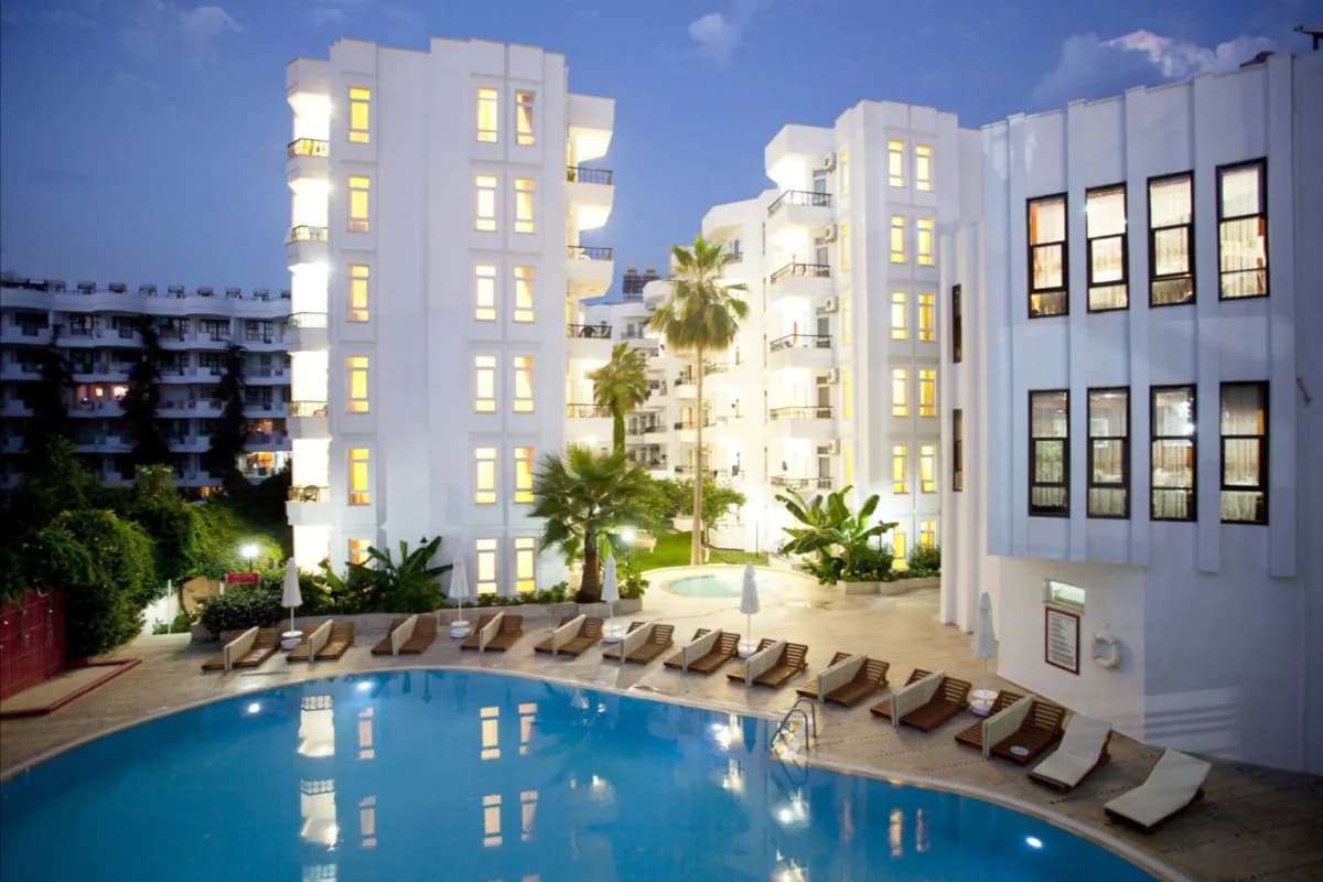 Club Bella Mare