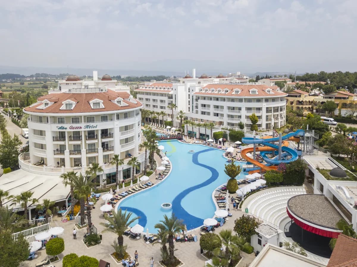 Alba Queen Hotel - photo 8