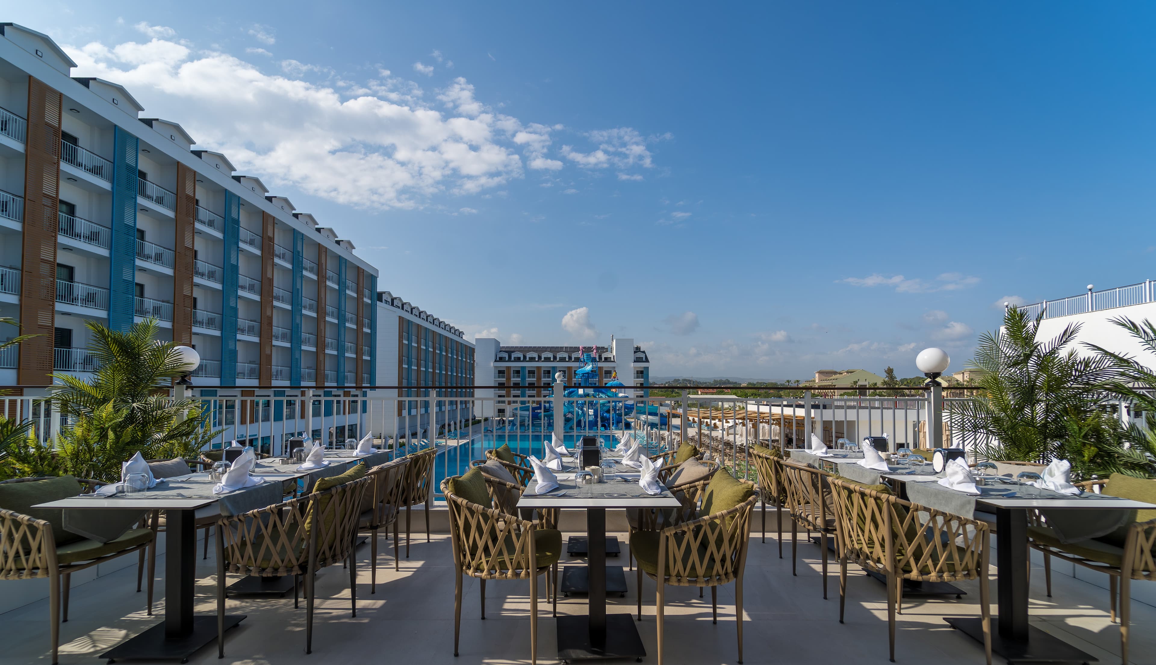 Arcanus Hotels Trendline Side
