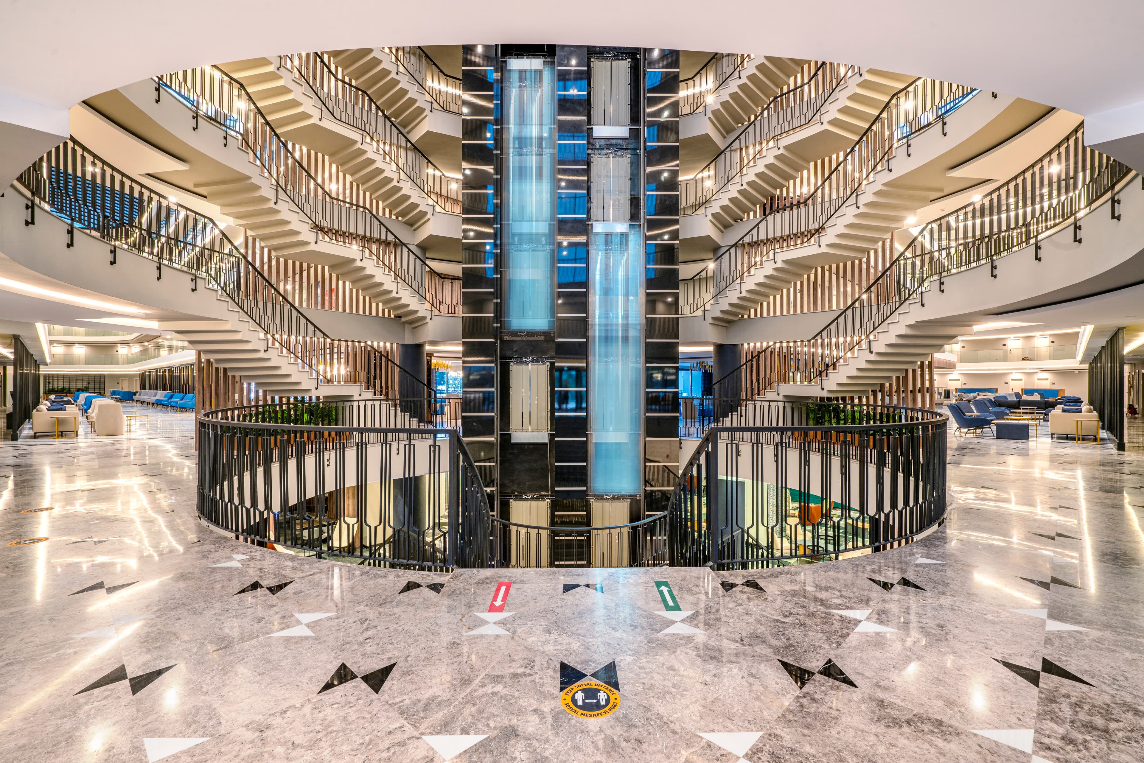 ARNOR DELUXE HOTEL & SPA