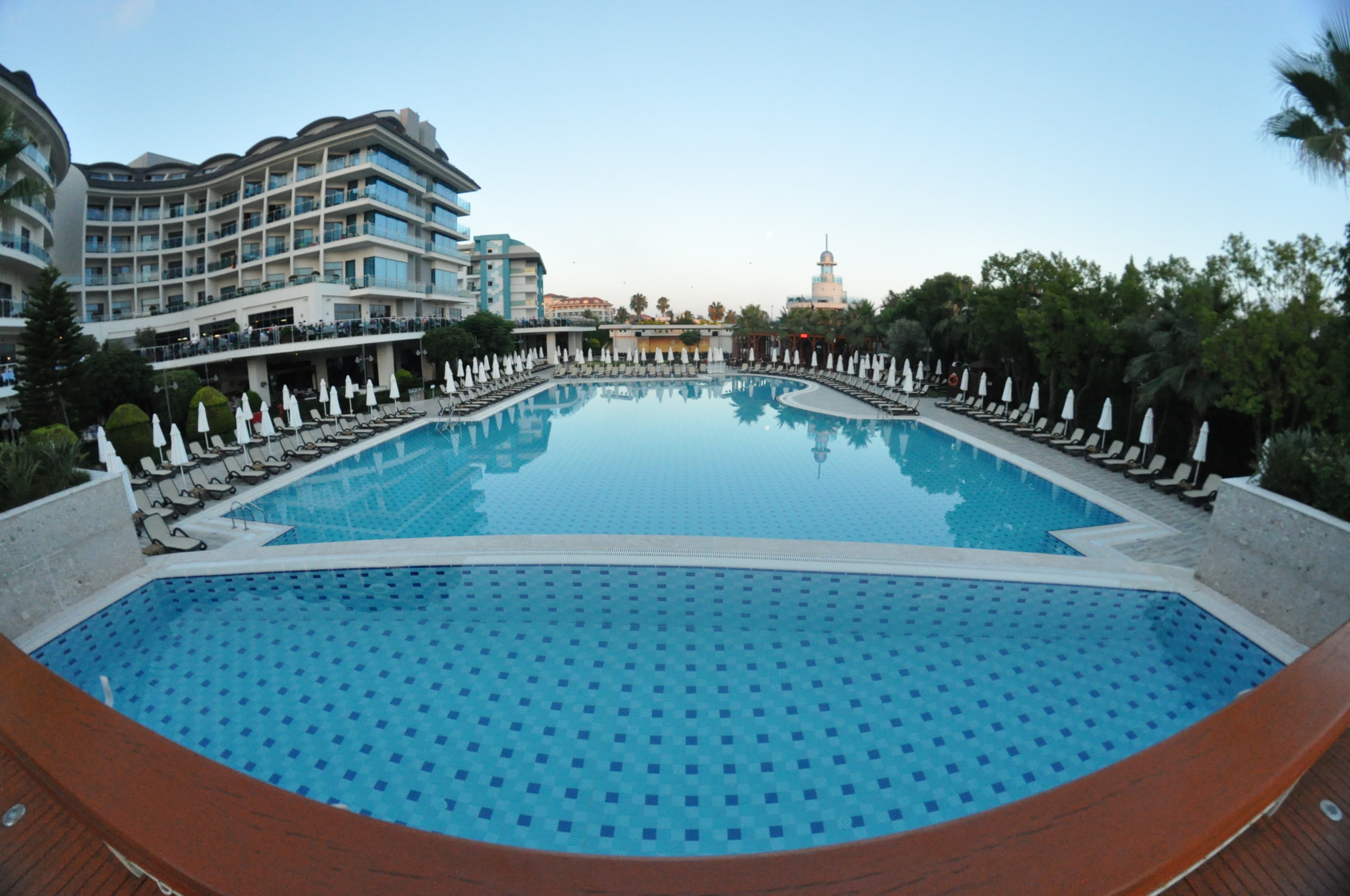 Commodore Elite Suites & Spa Hotel - photo 9