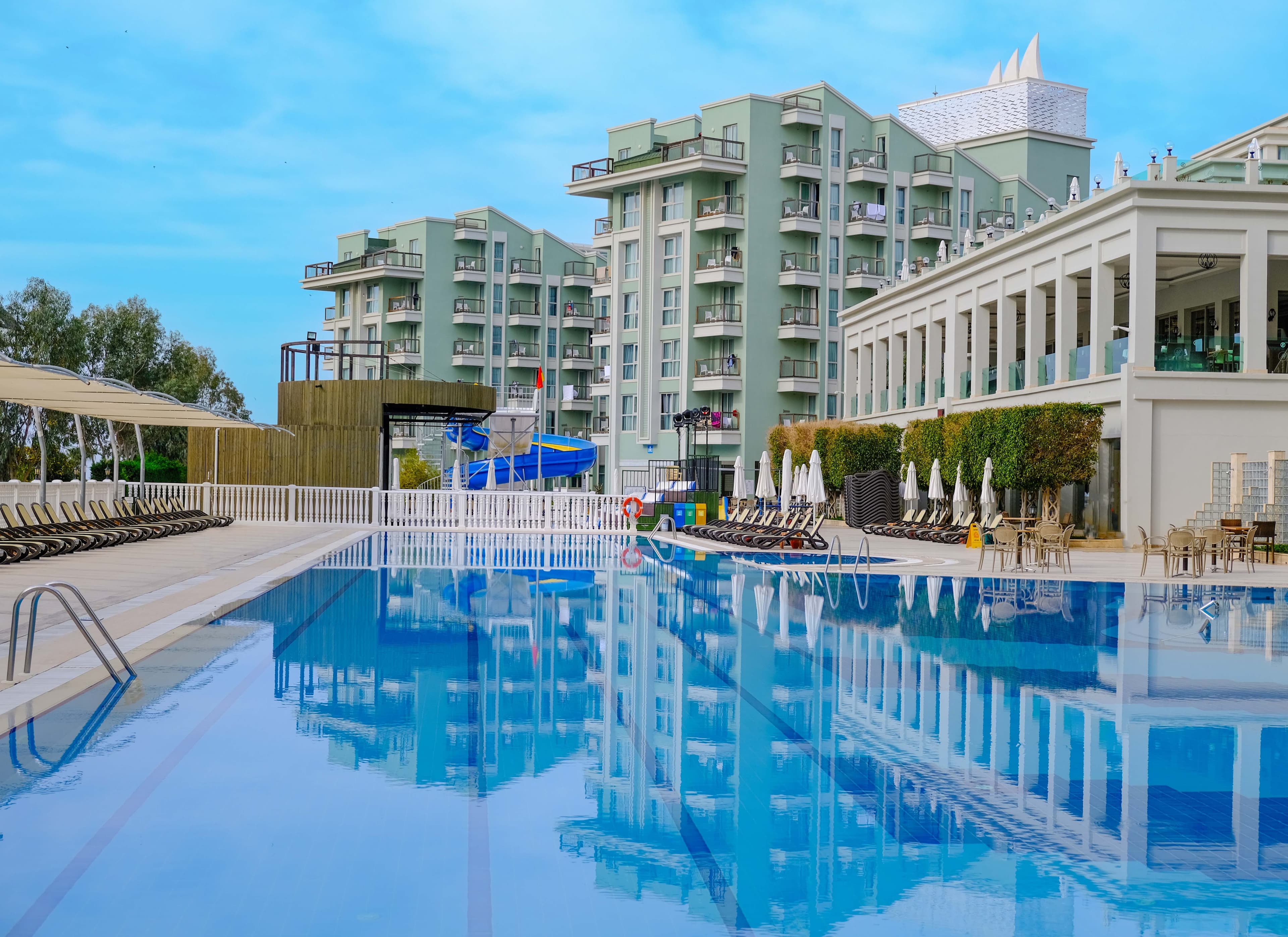 Royal Atlantis Spa & Resort Hotel