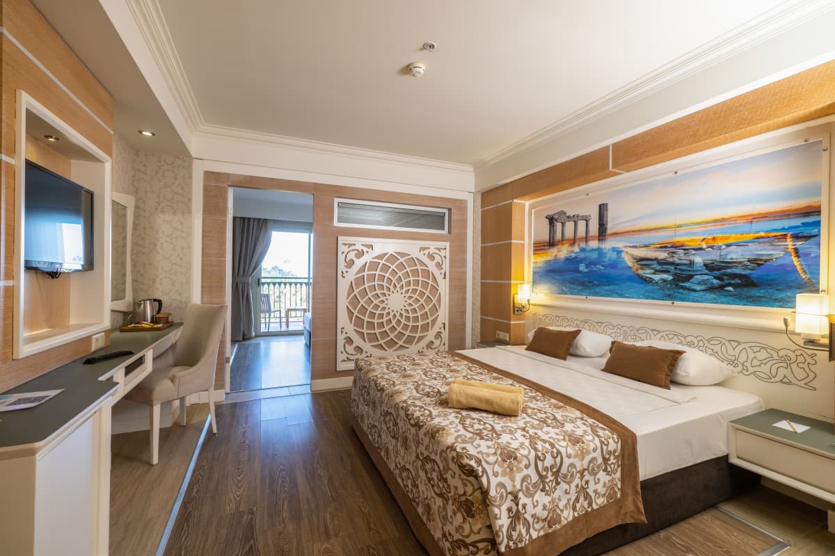 Crystal Sunset Pearl Collection Hotel - photo 2