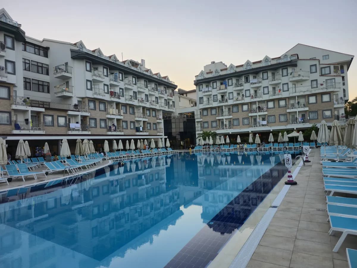 Side Aluna Hotel - photo 8