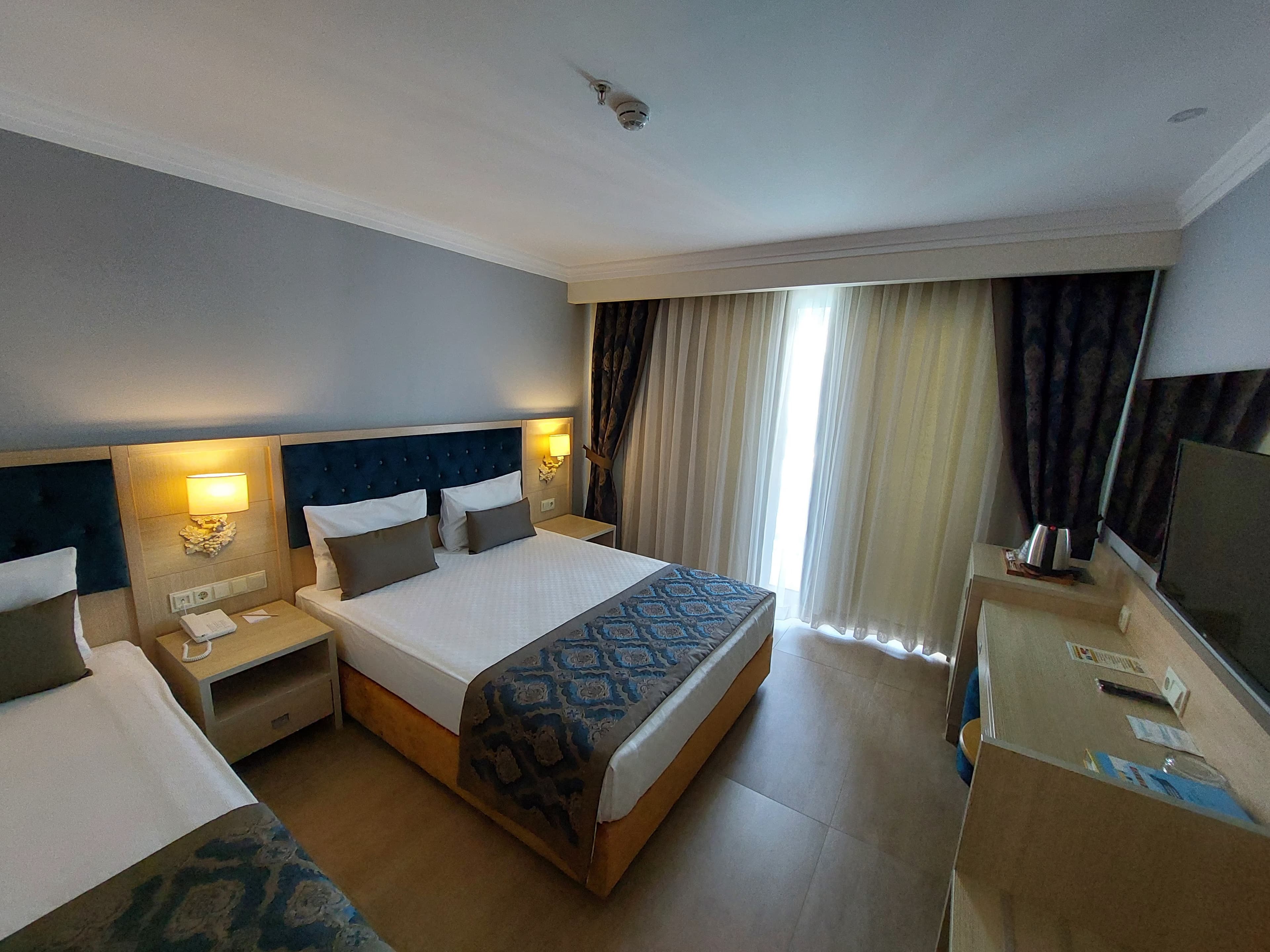 Dream World Palace - photo 2