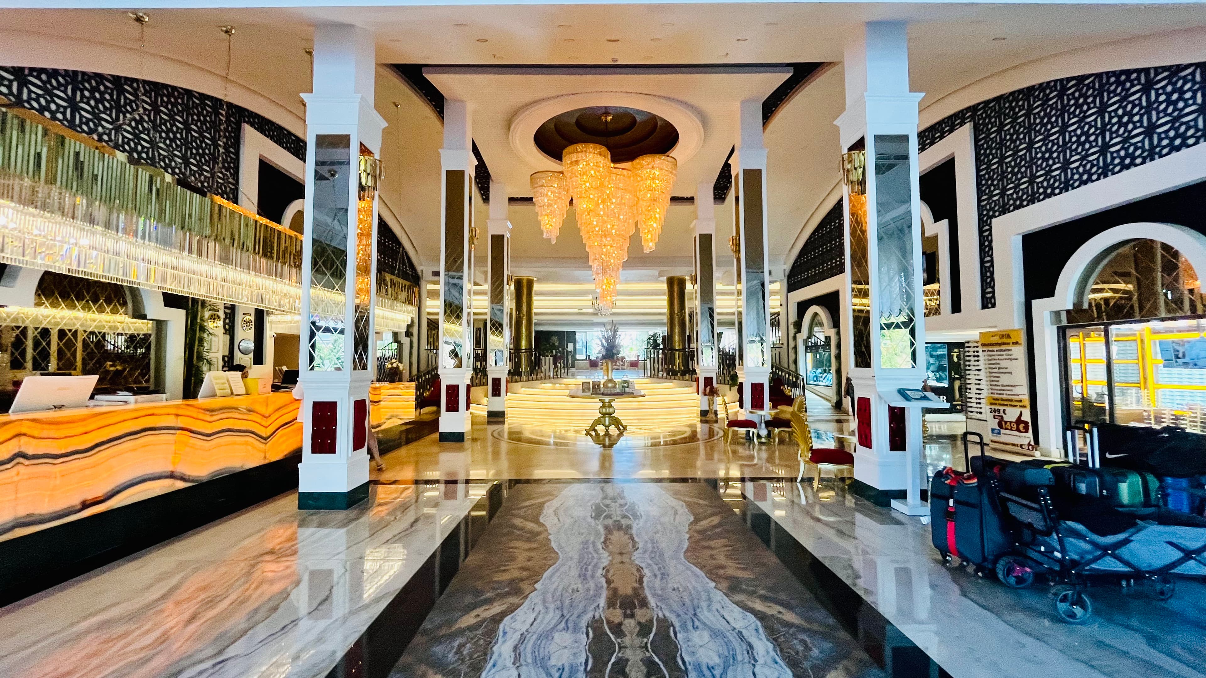 Dream World Palace - photo 7