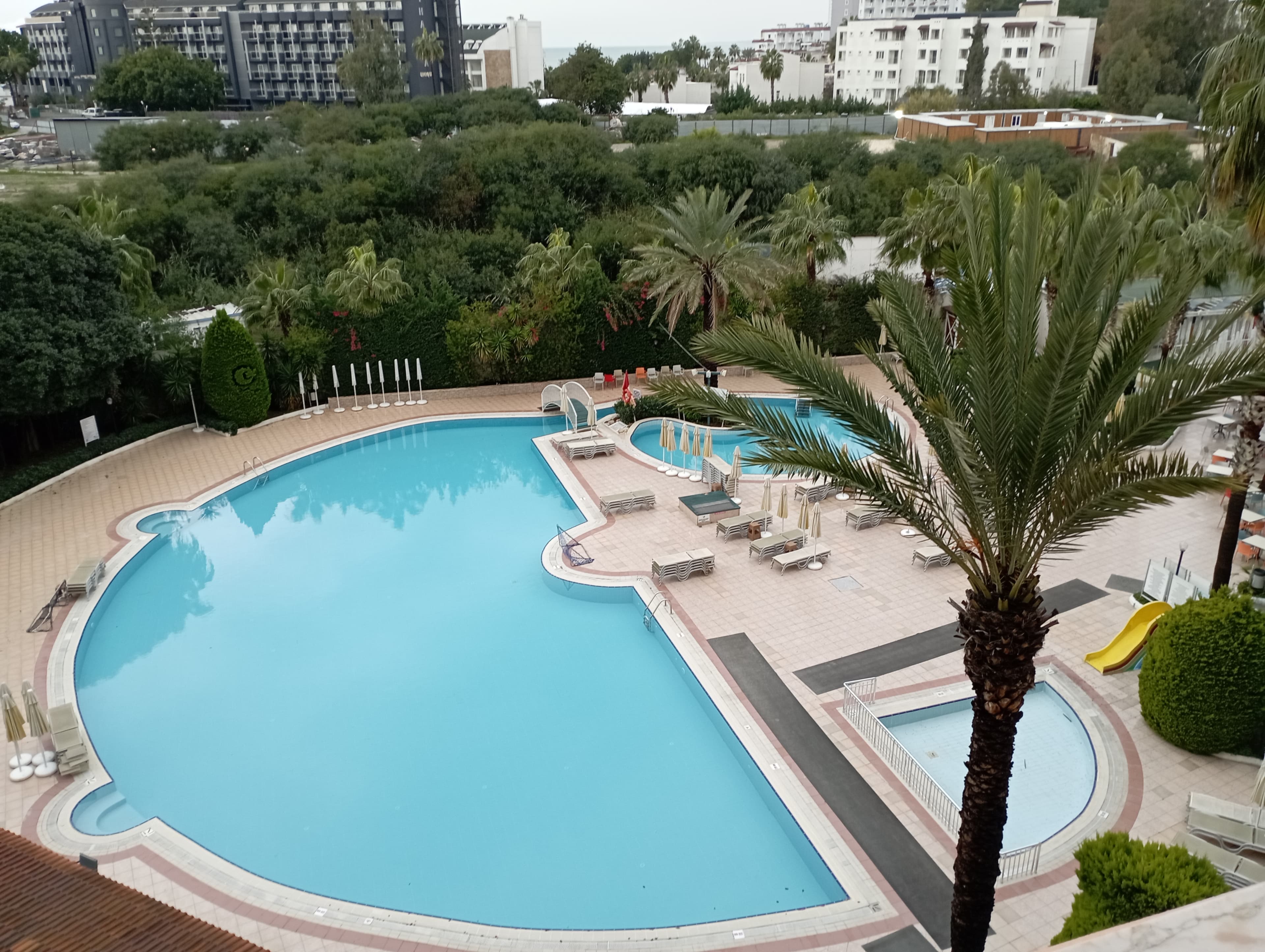Febeach Hotel - photo 3