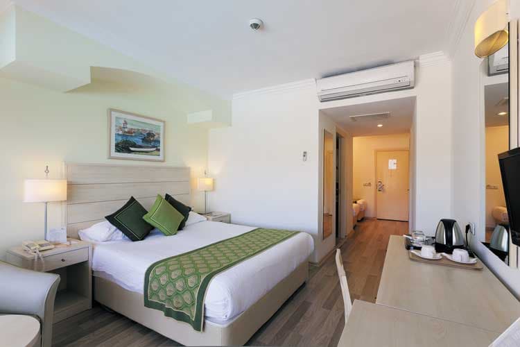 Febeach Hotel - photo 5