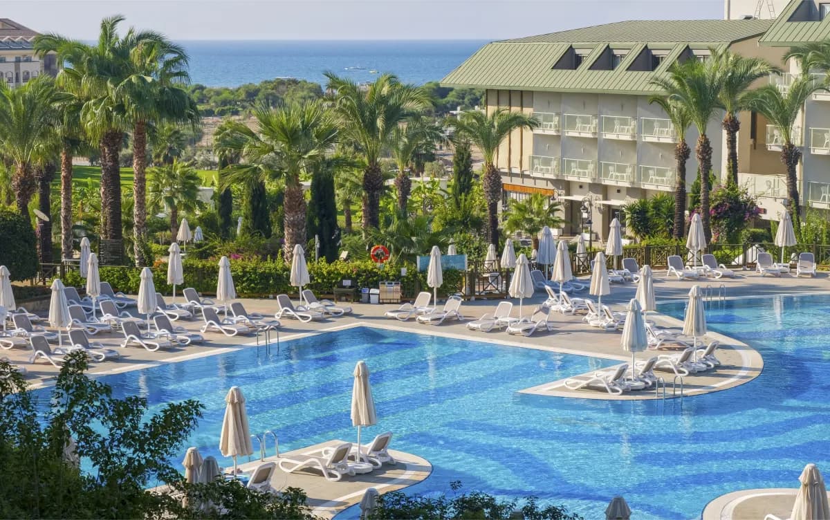 Novum Garden Side Hotel