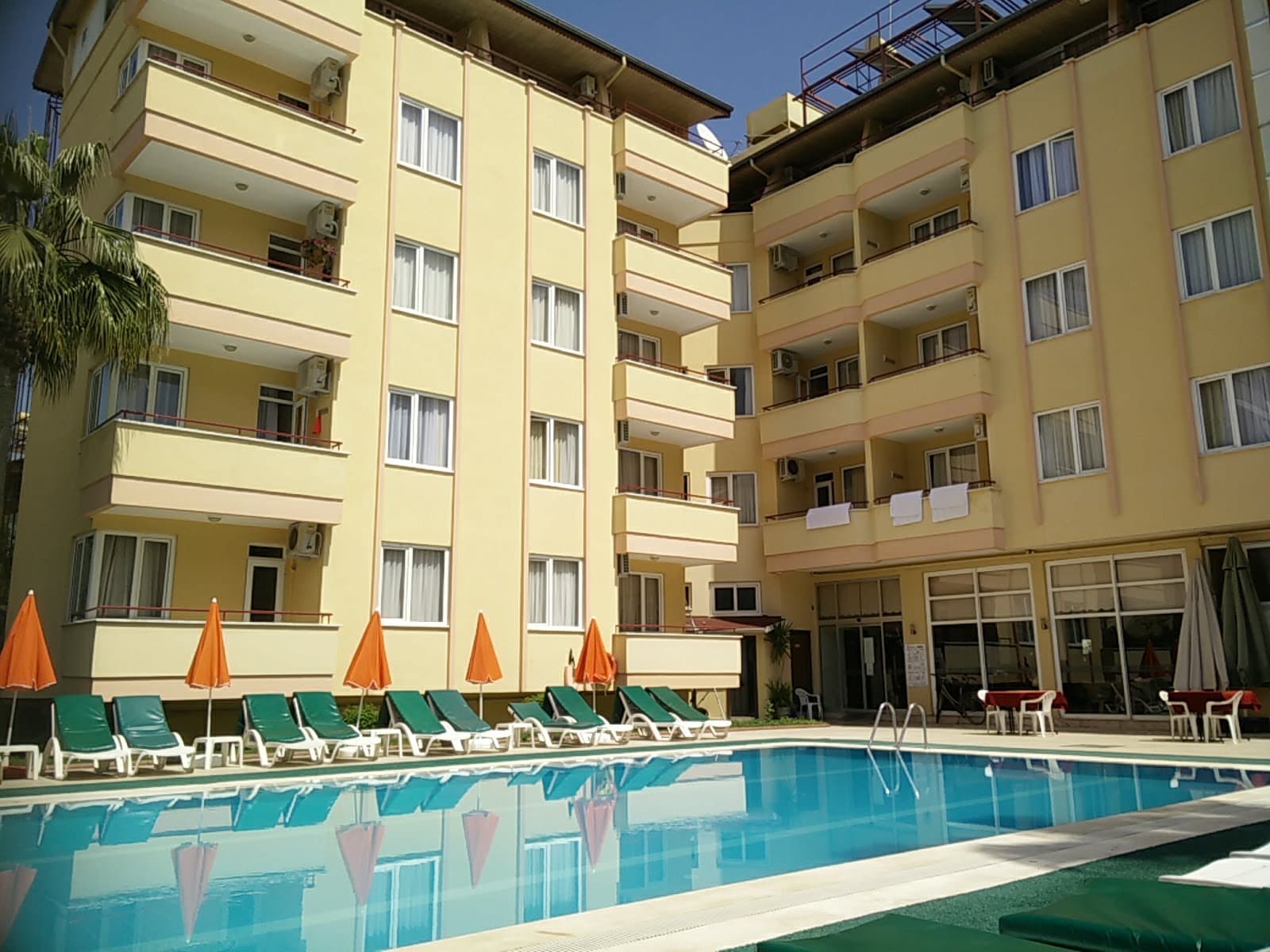 Grand Horizon Apart Hotel - photo 8