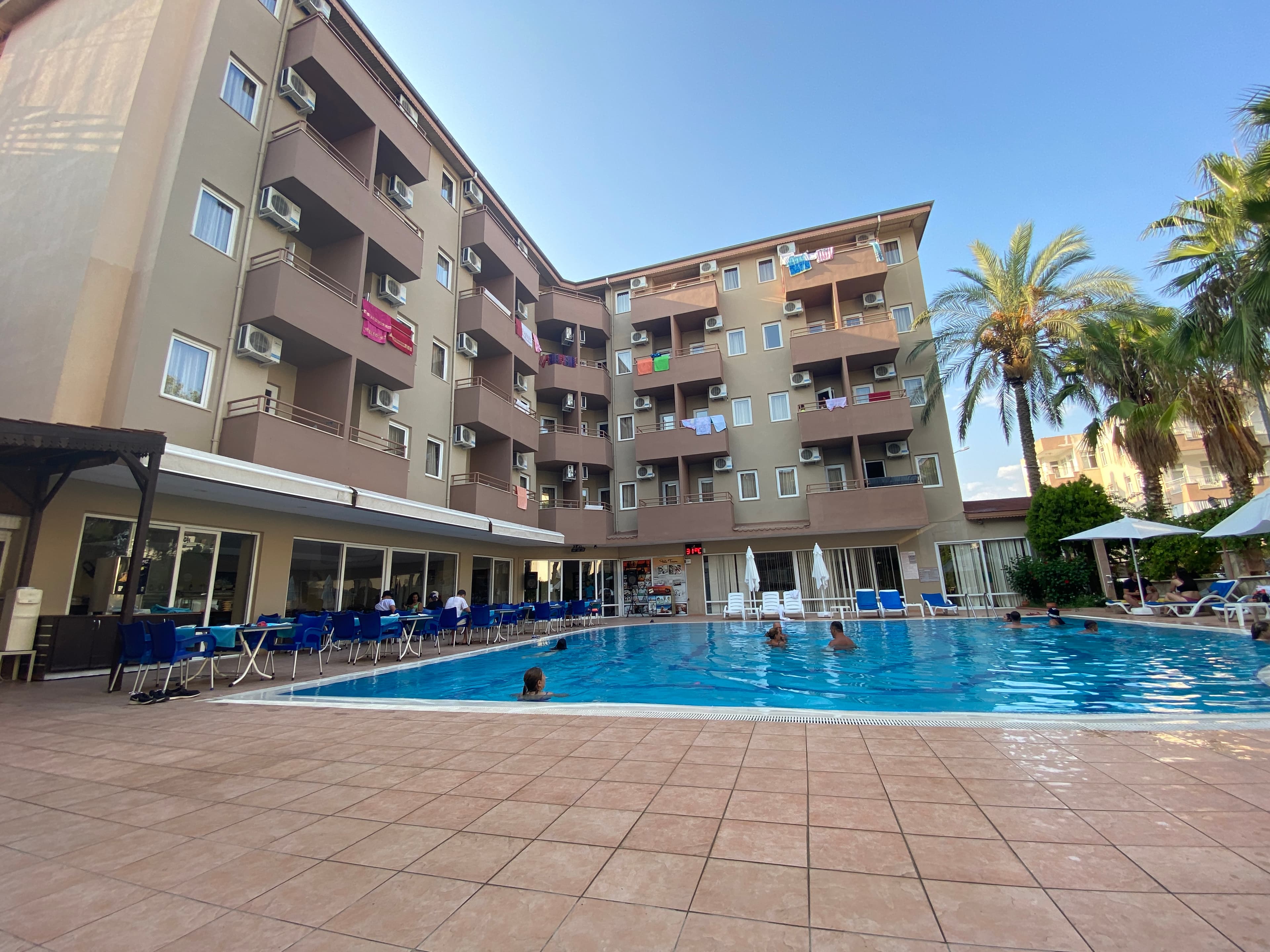 Helios Hotel
