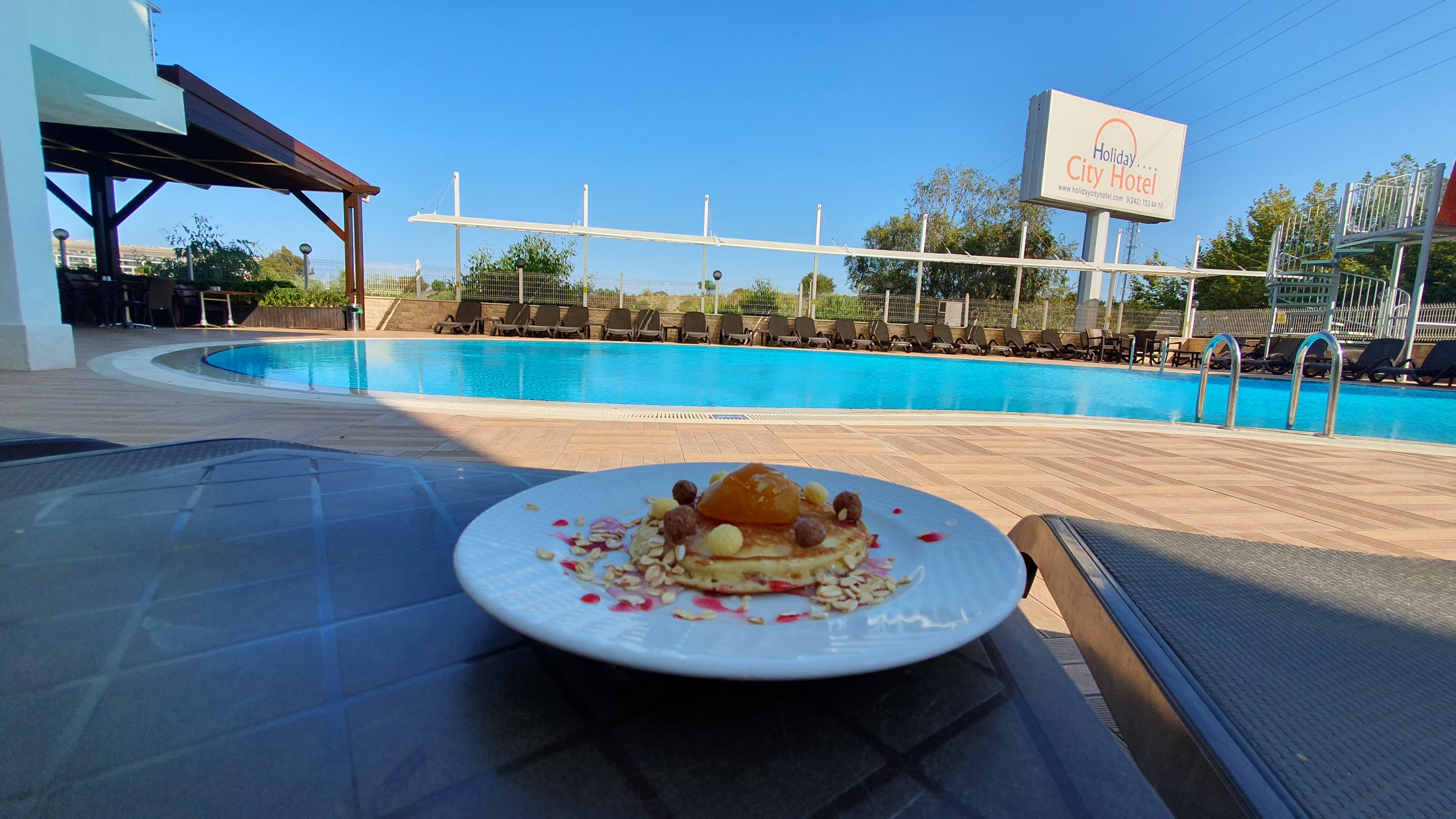 Holiday City Hotel - photo 6
