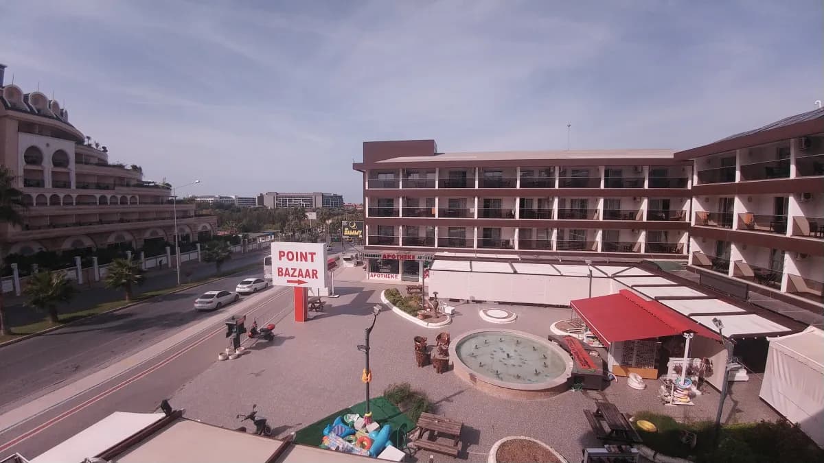 Holiday City Hotel - photo 7