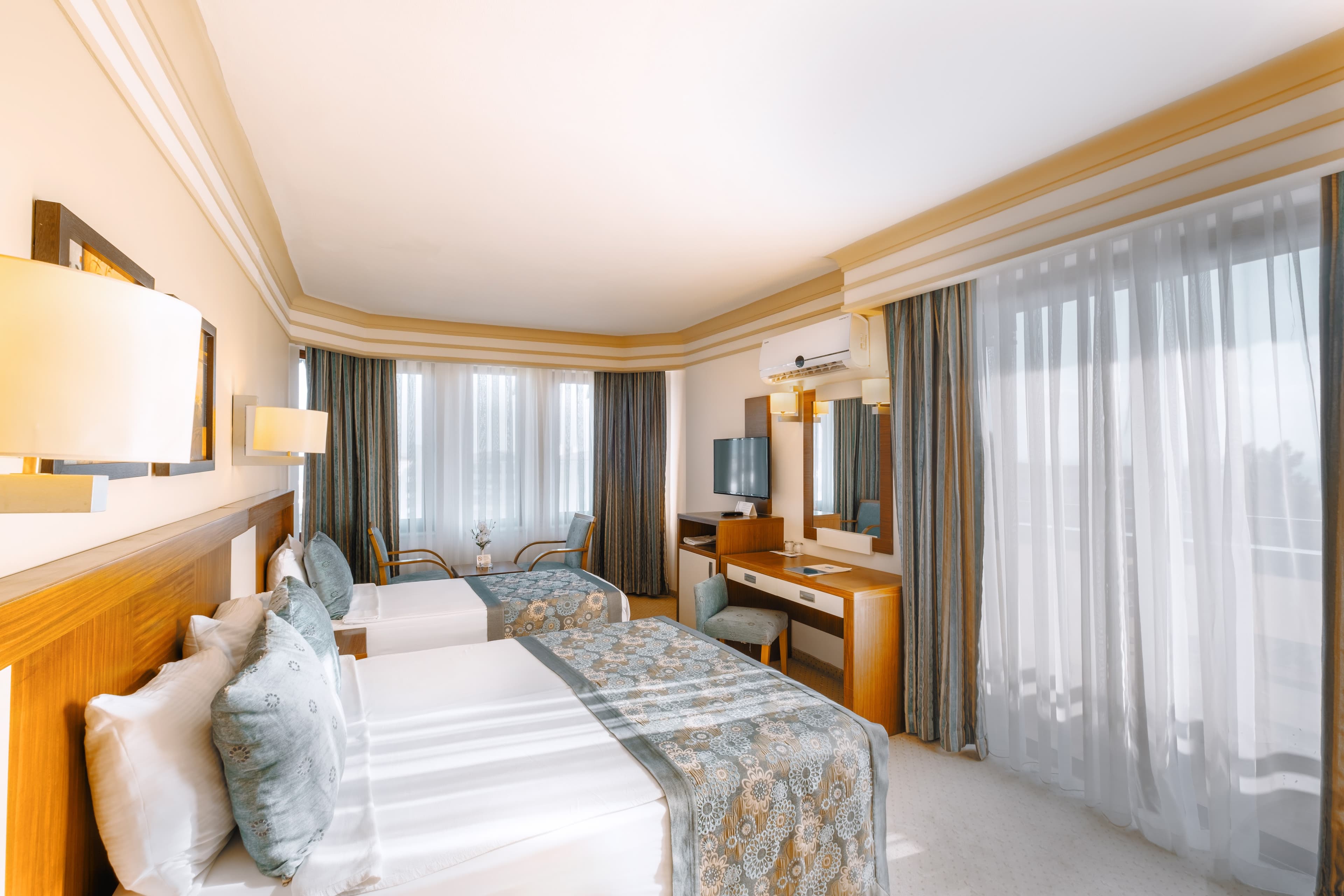 Villa Side Hotel - photo 2