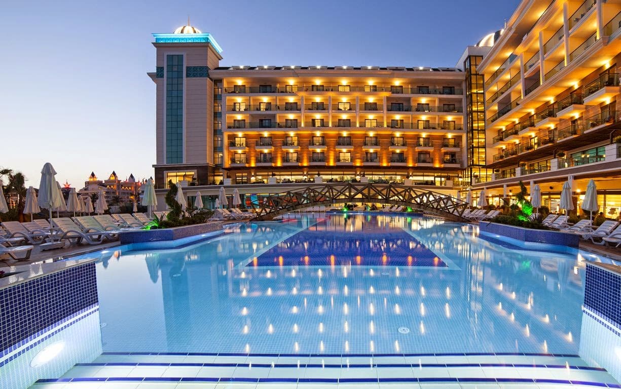 Luna Blanca Resort & Spa
