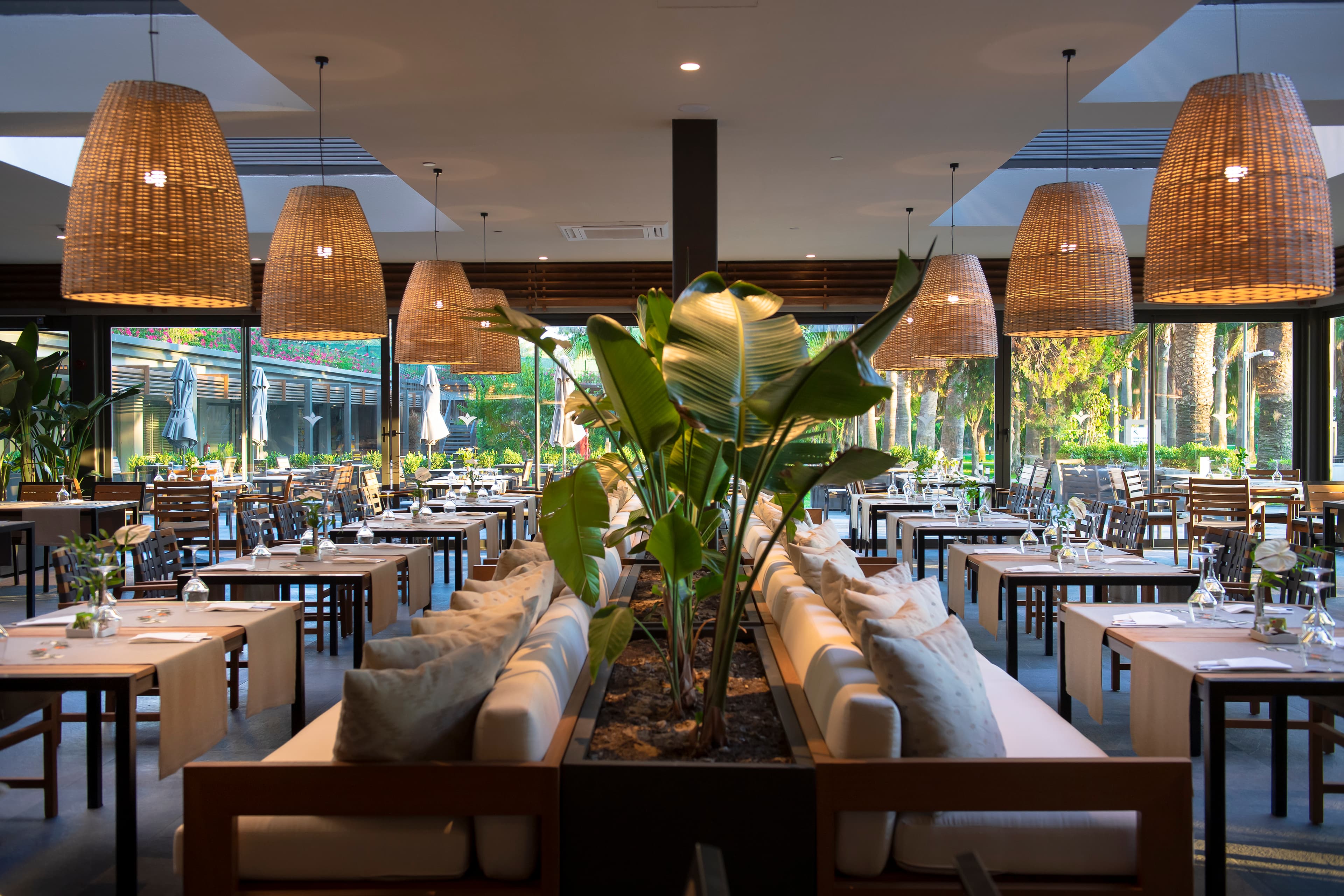 Miramare Beach Hotel - photo 10