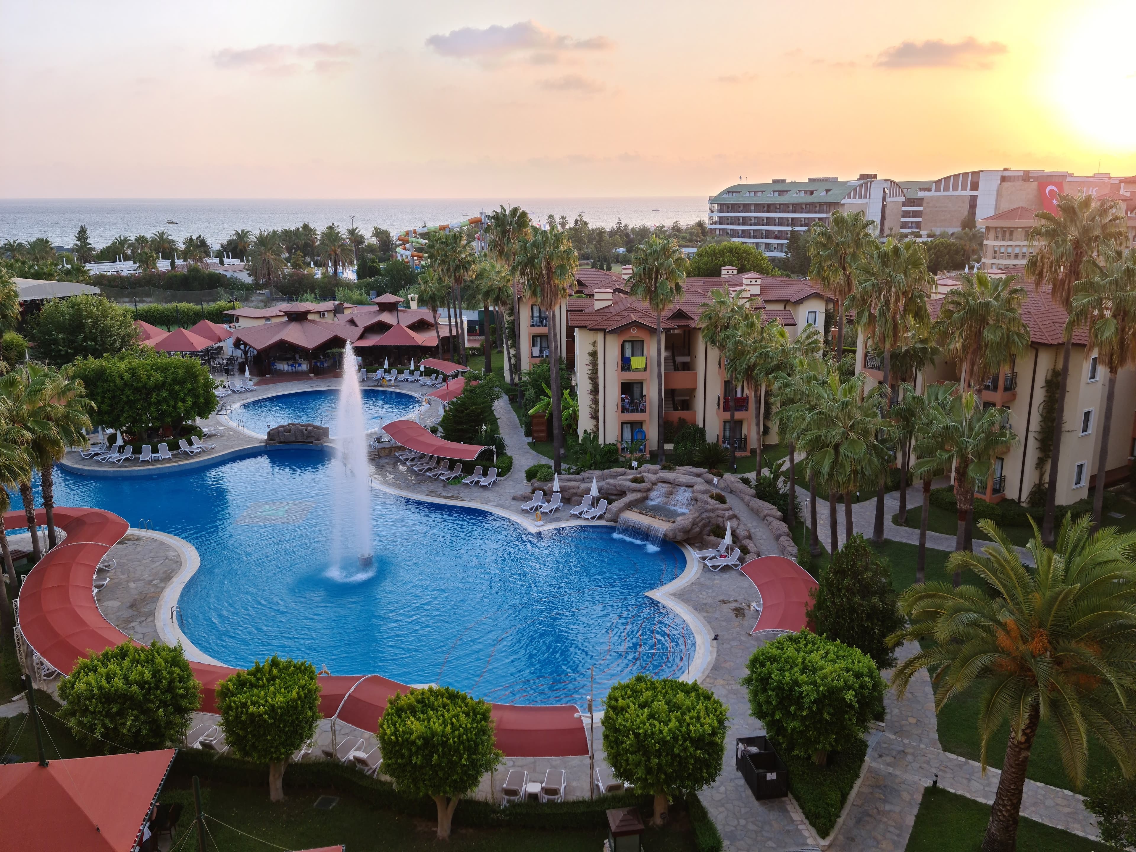Miramare Queen Hotel - photo 3