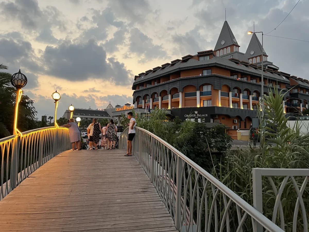 Side Orange Palace