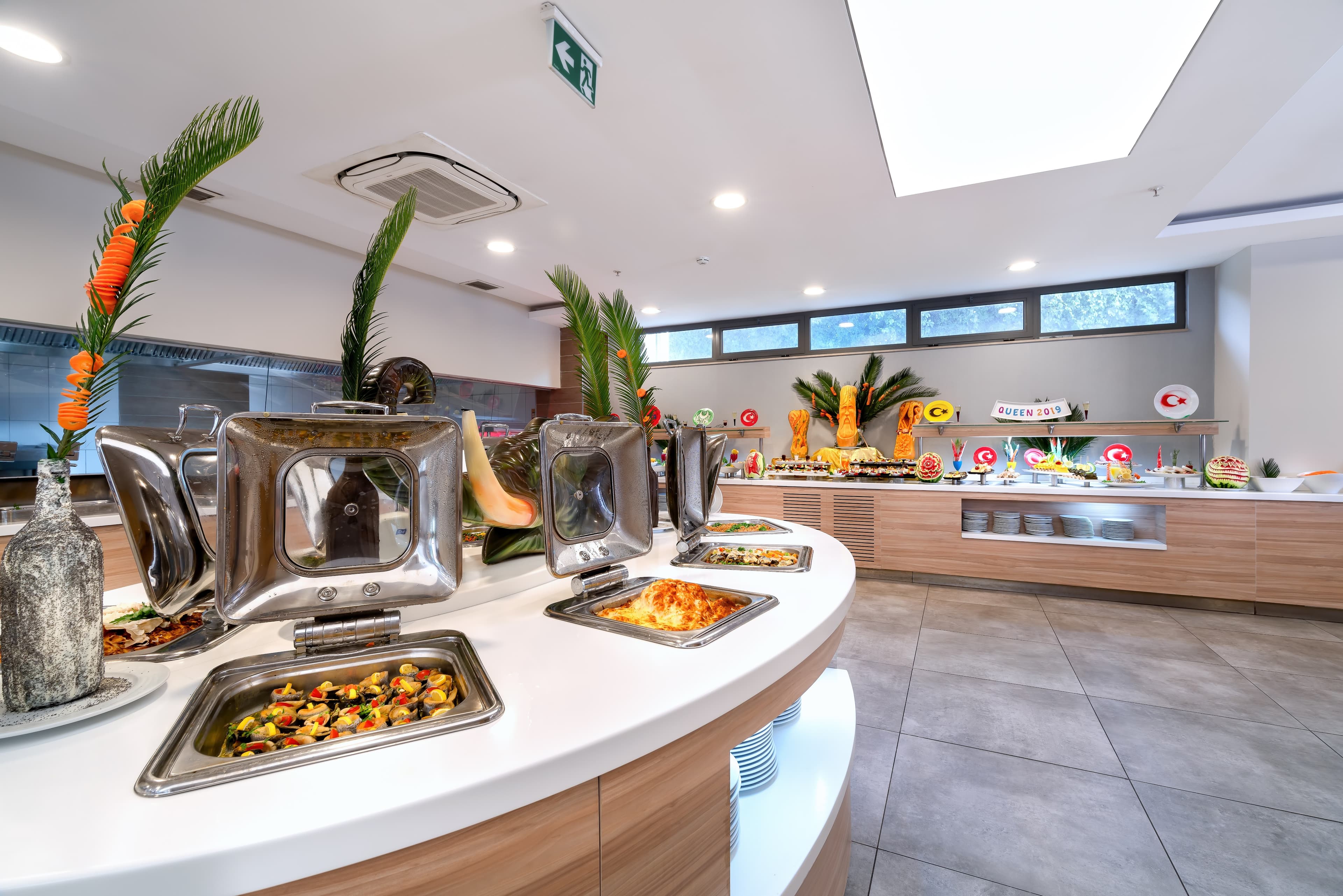 Orfeus Queen Hotel - photo 9
