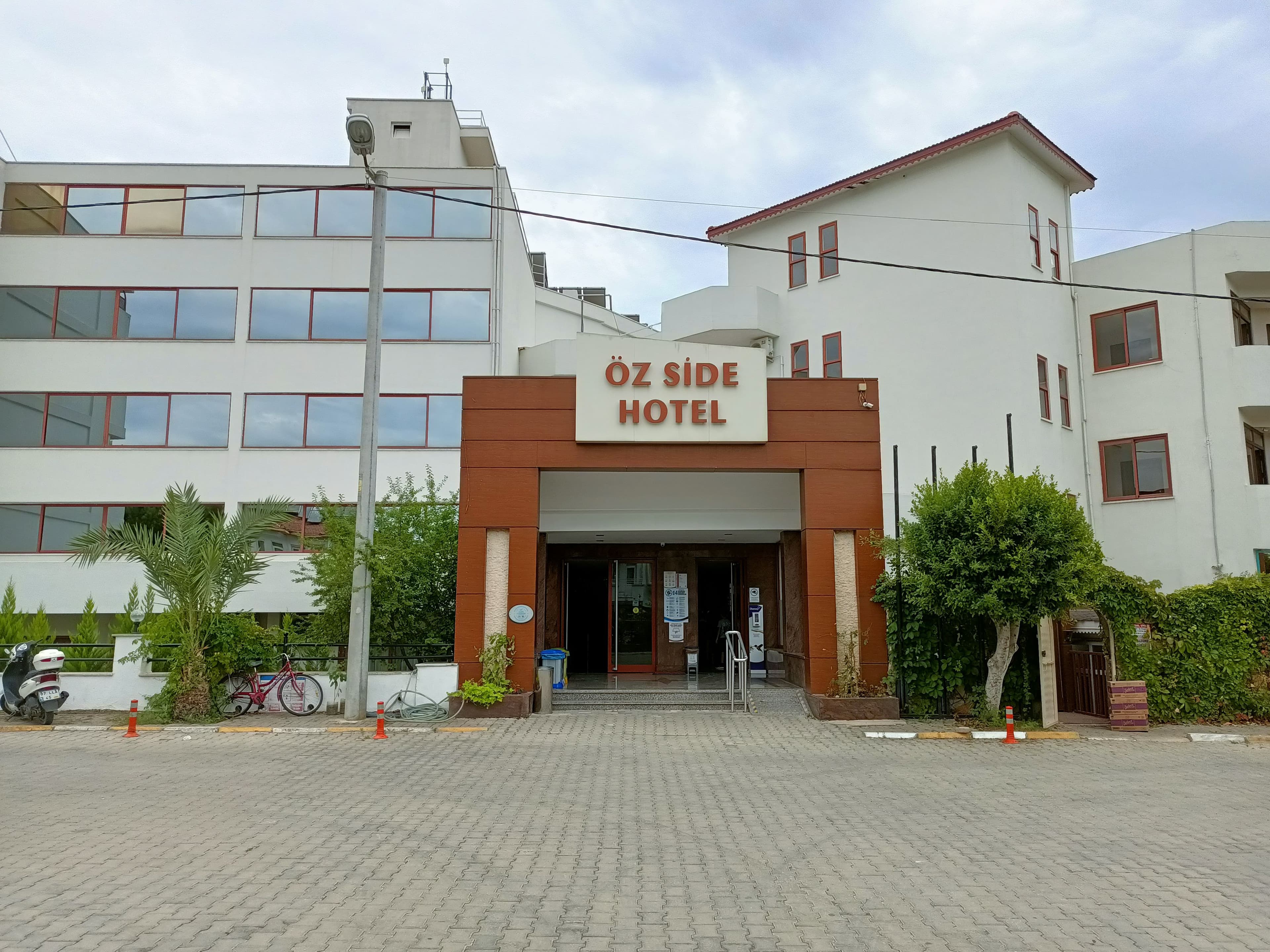Oz Side Hotel - photo 8