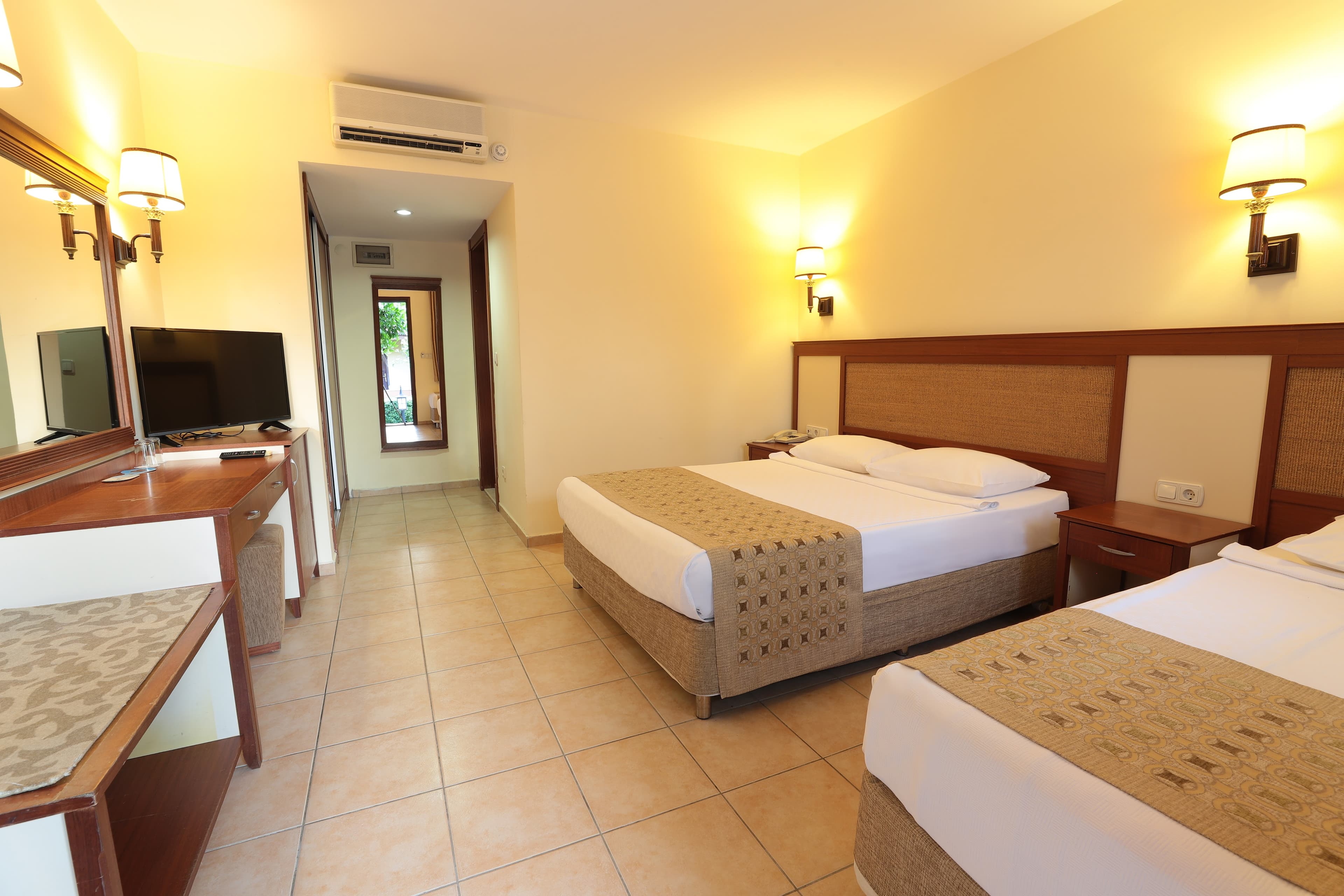 Ozlem Garden Hotel - photo 2