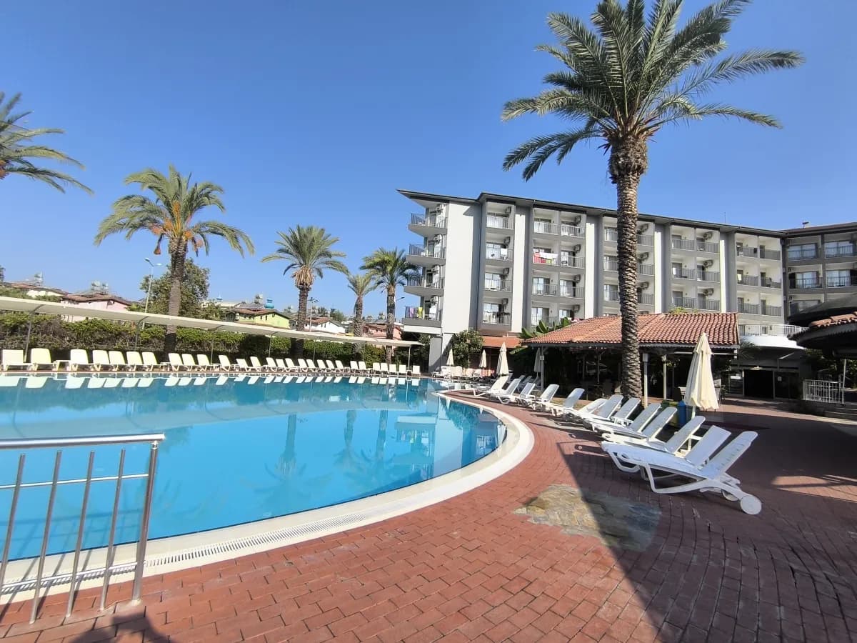 Palm Dor Hotel - photo 3