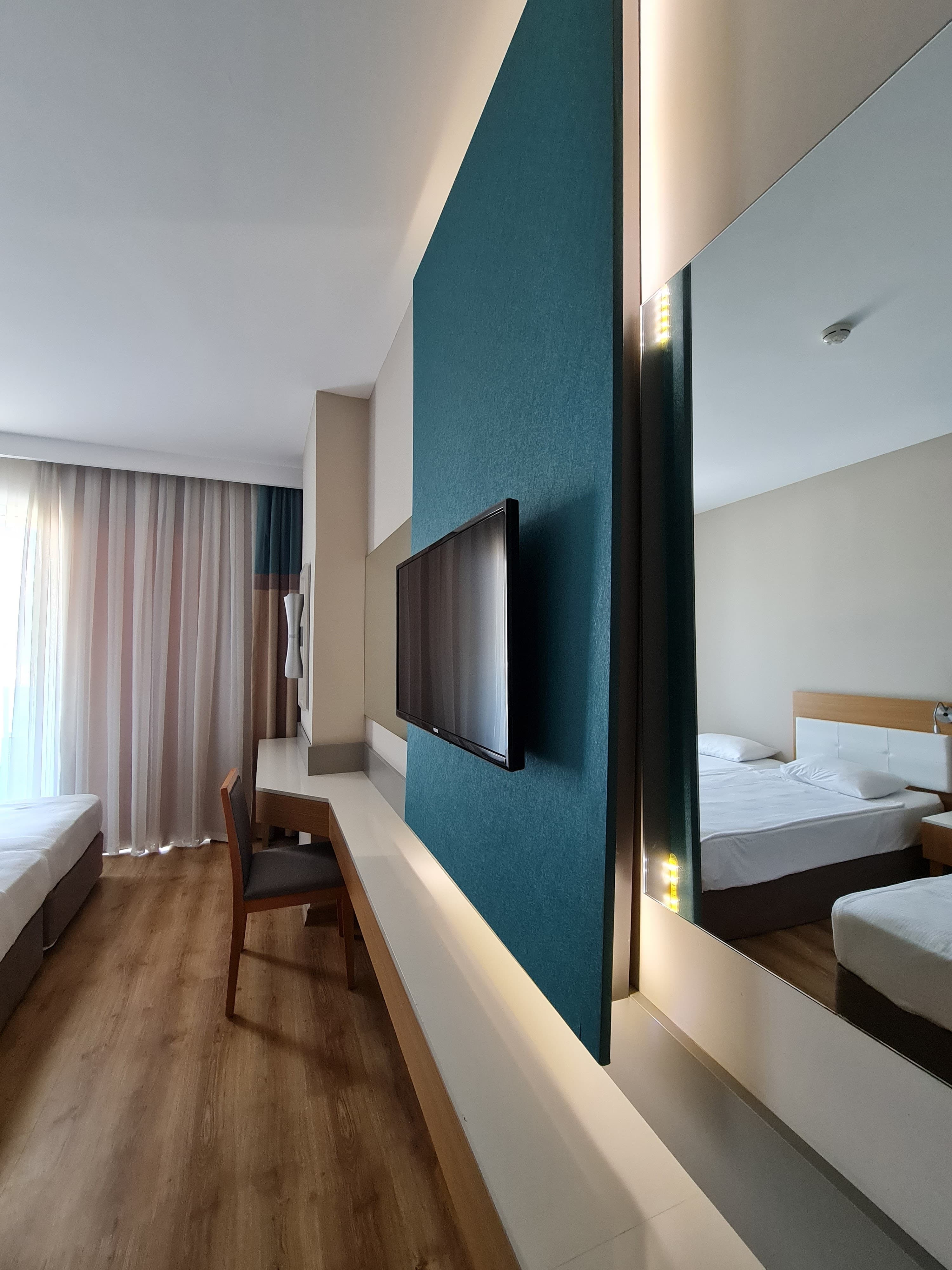 Palm World Resort - photo 2