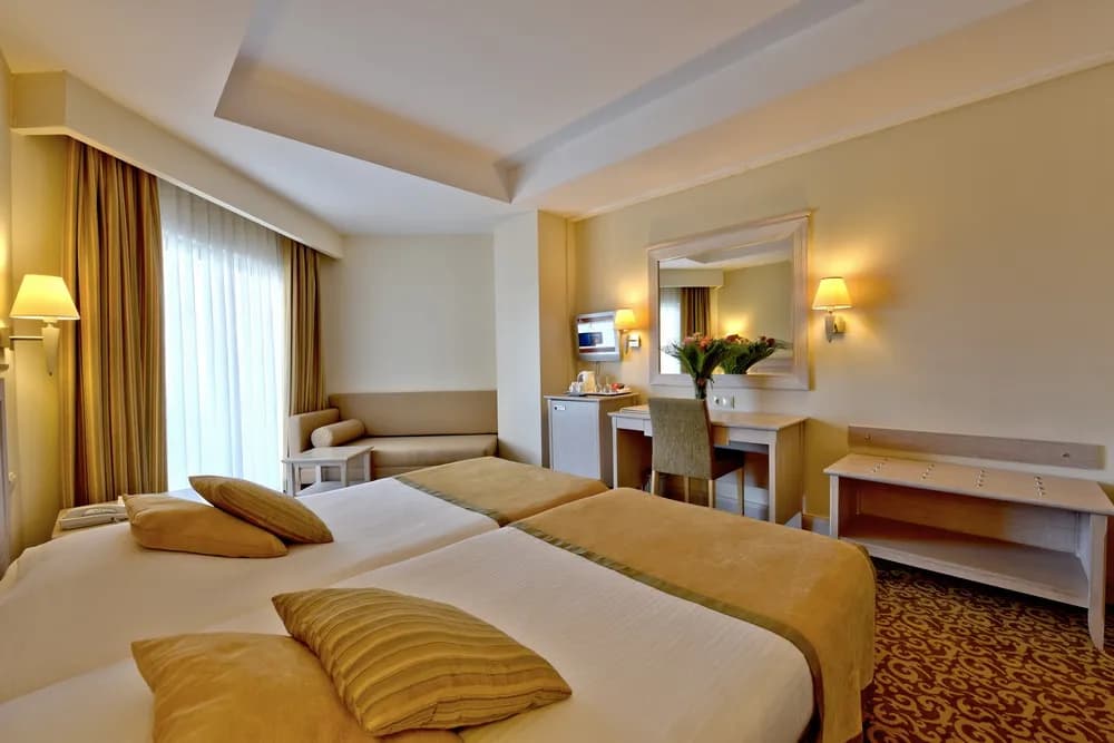 Hotel Side Star Park - photo 2