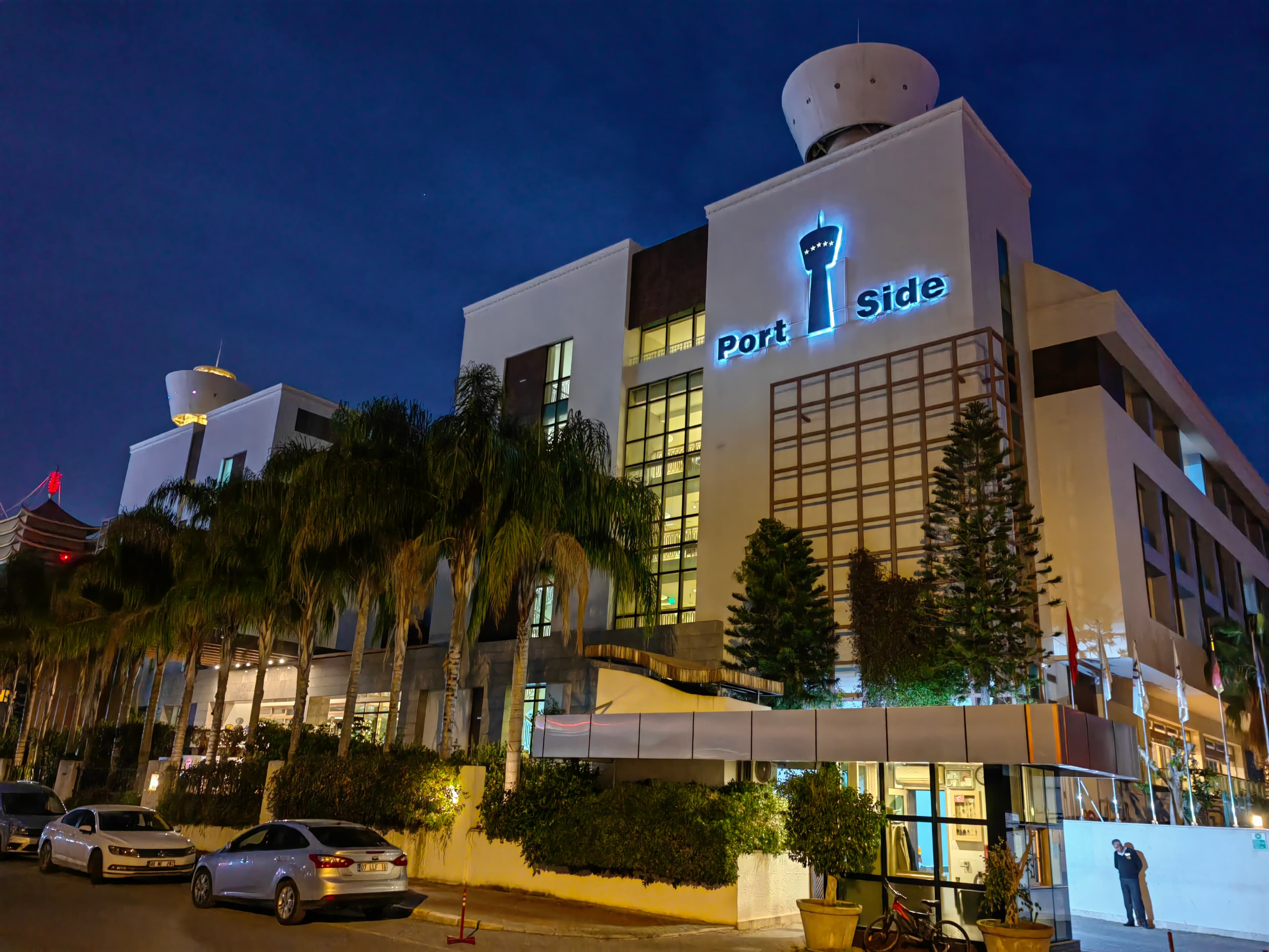 Port Side Hotel - photo 7