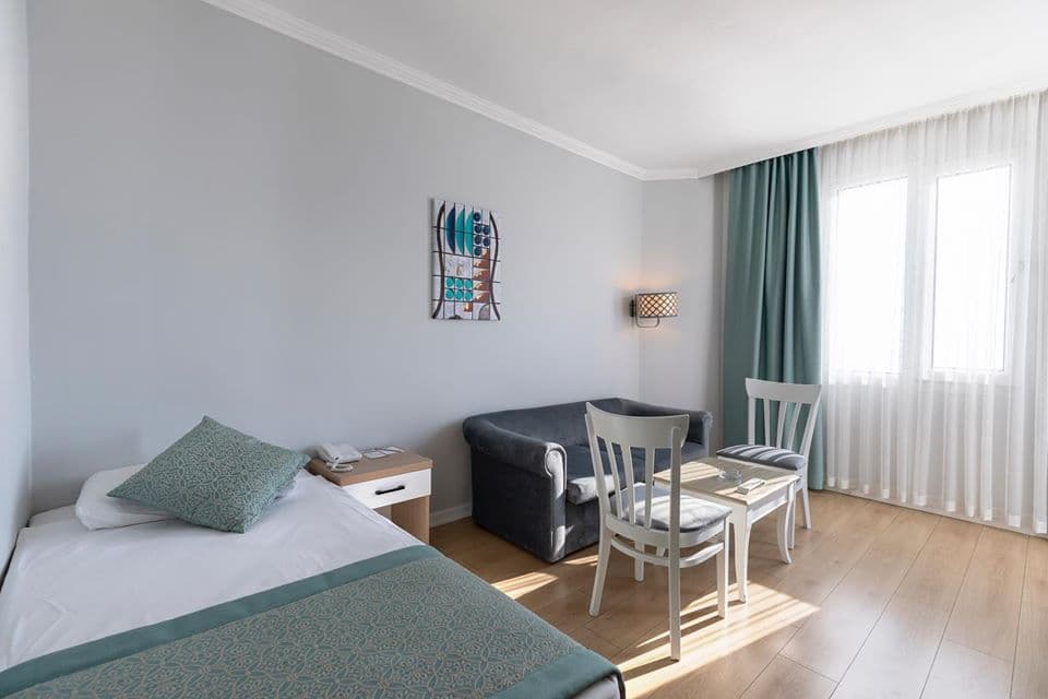 Adonis Otel - photo 2