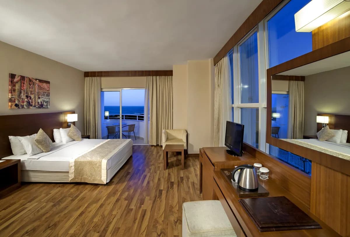 Roma Beach Resort & Spa - photo 2