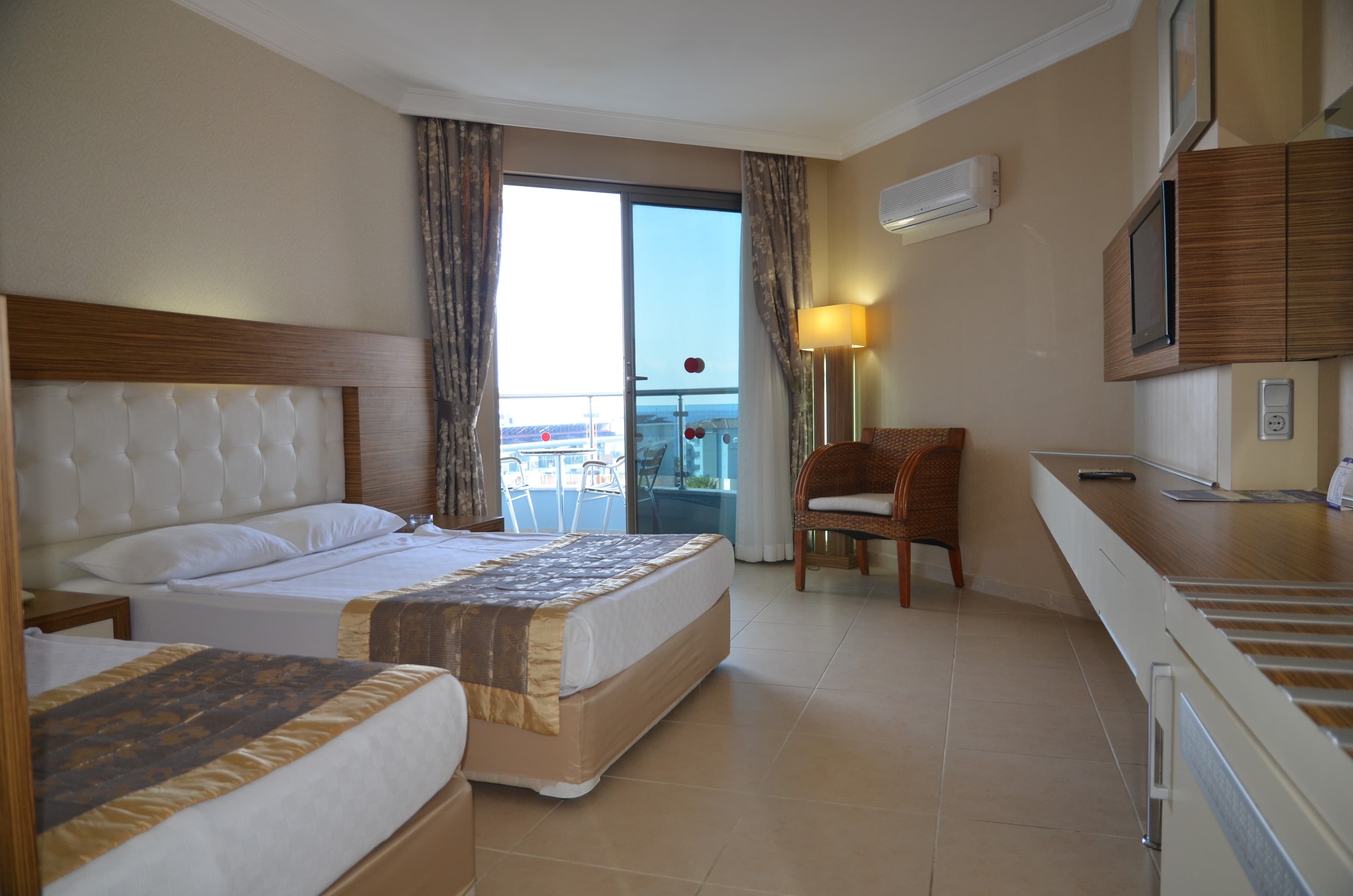 Grand Zaman Garden Hotel - photo 10