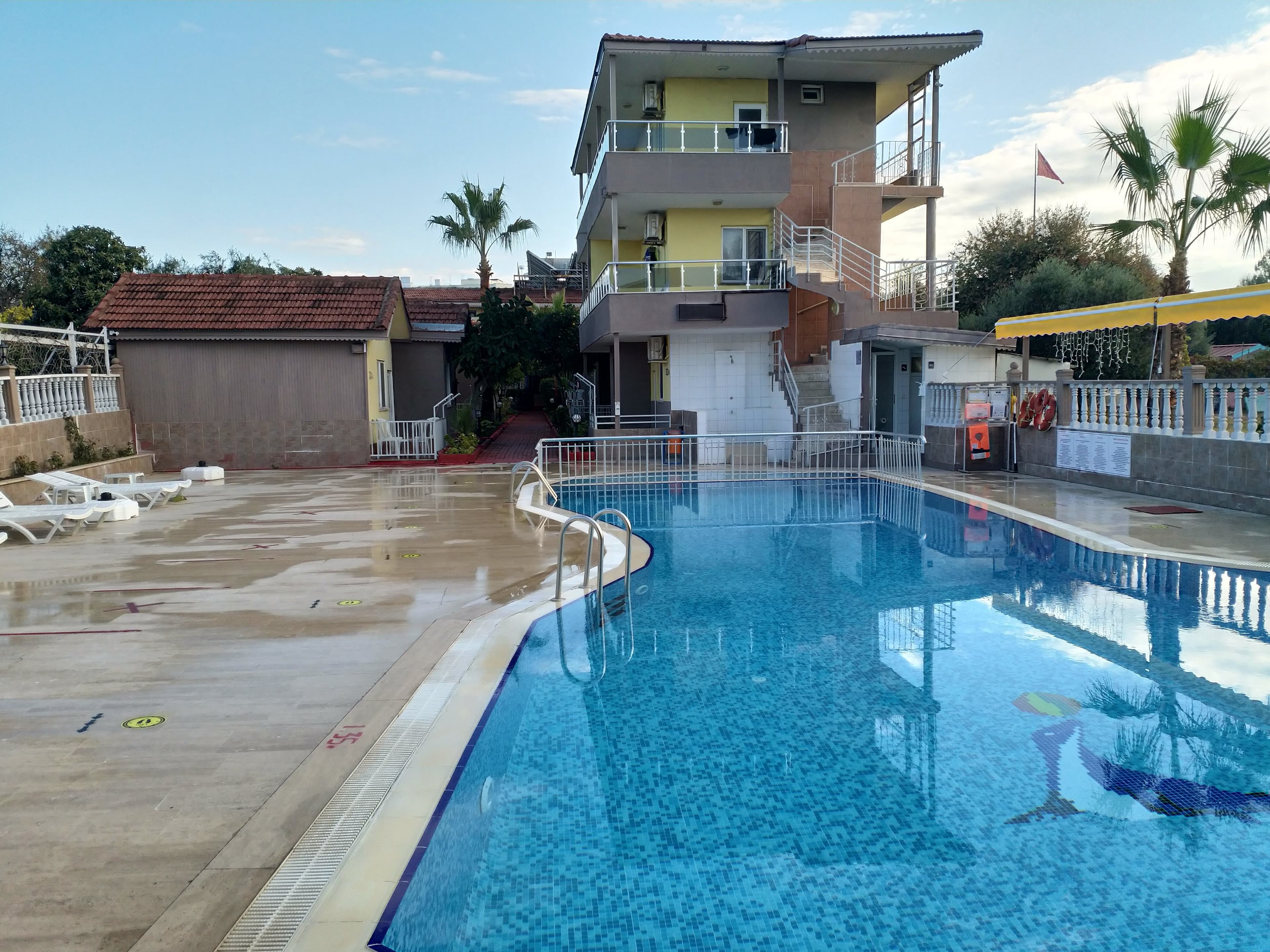 Sayanora Hotel - photo 7