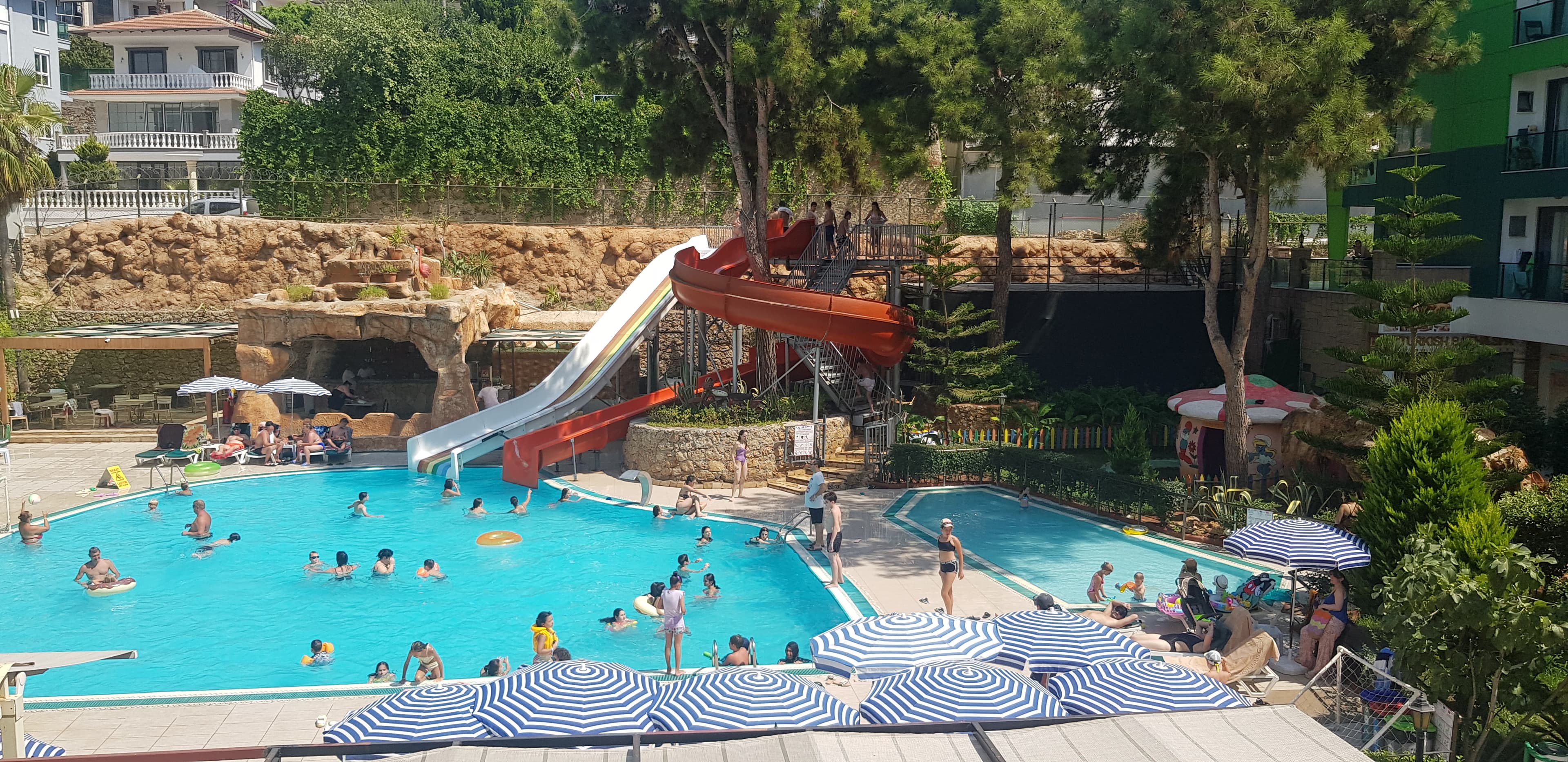 Green Life Hotel - photo 3