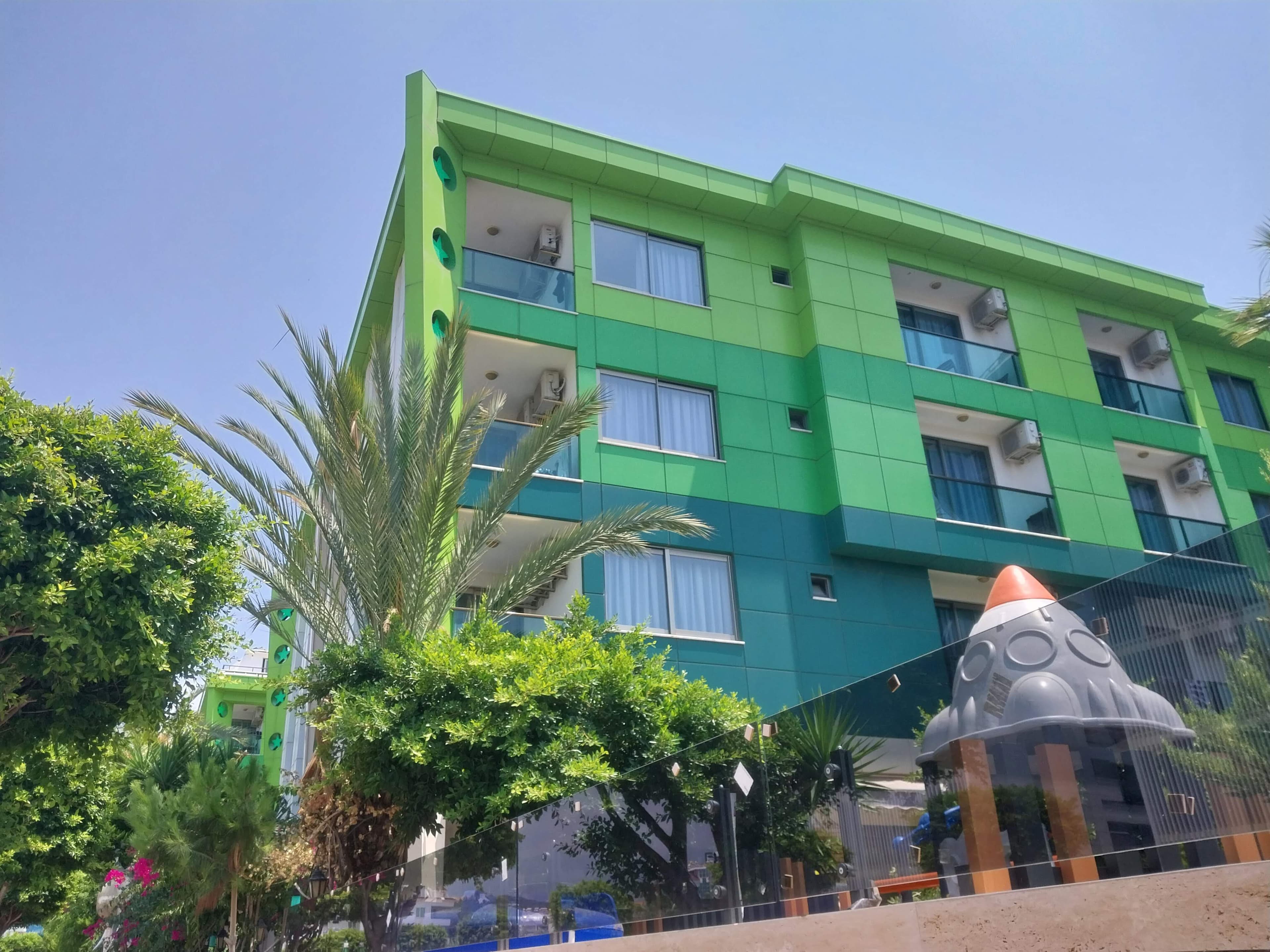 Green Life Hotel - photo 8