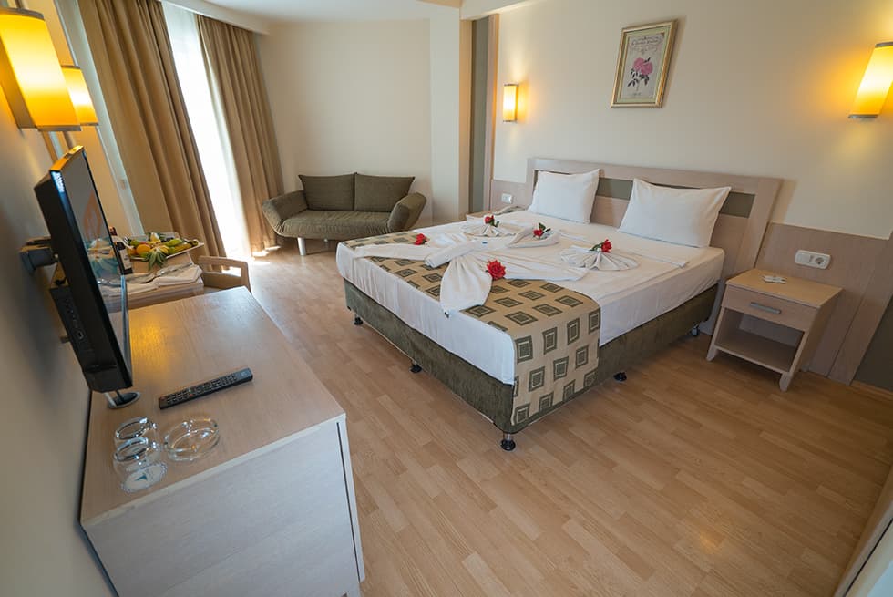 Side Breeze Hotel - photo 2