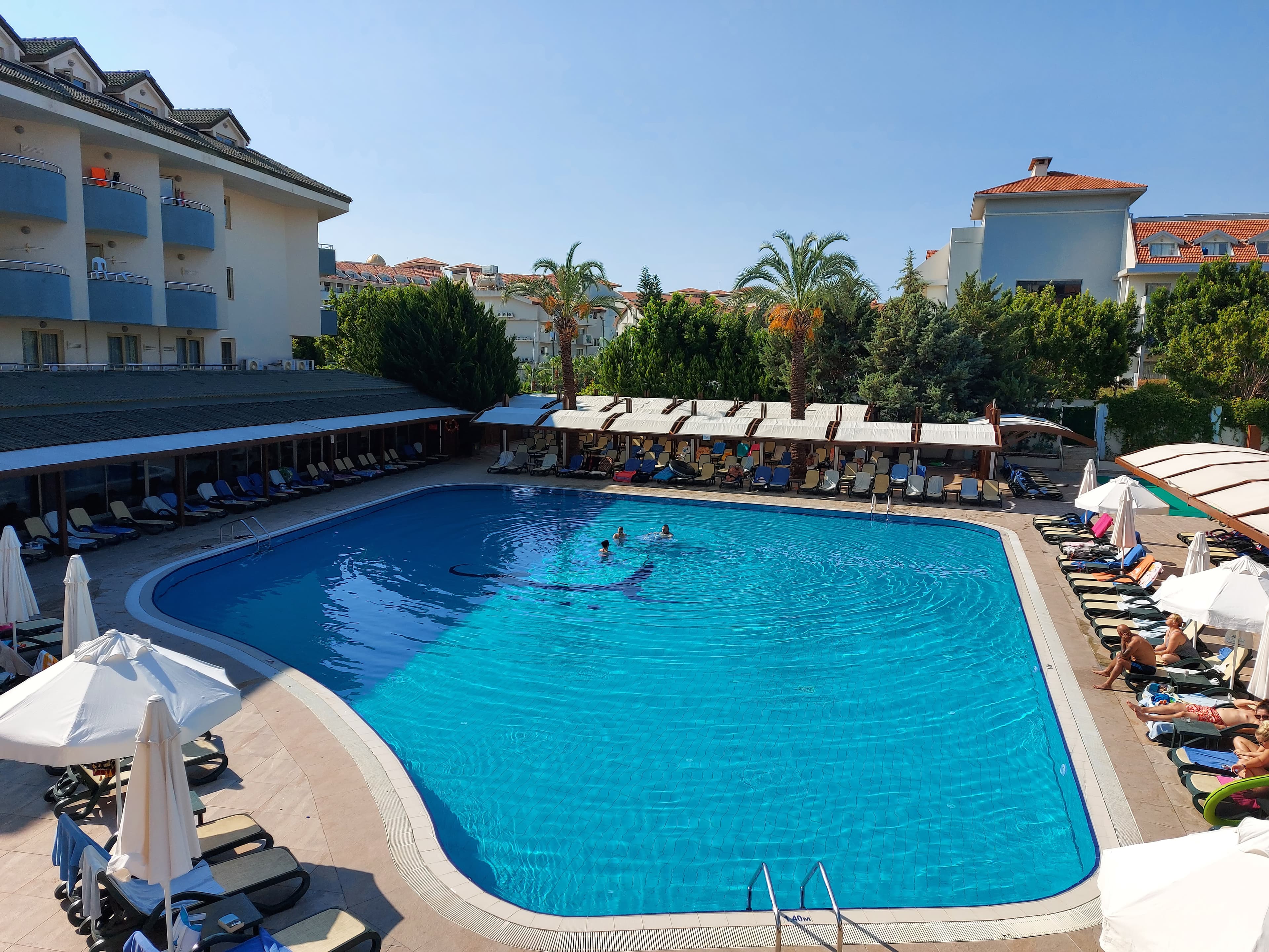 Side Breeze Hotel - photo 3