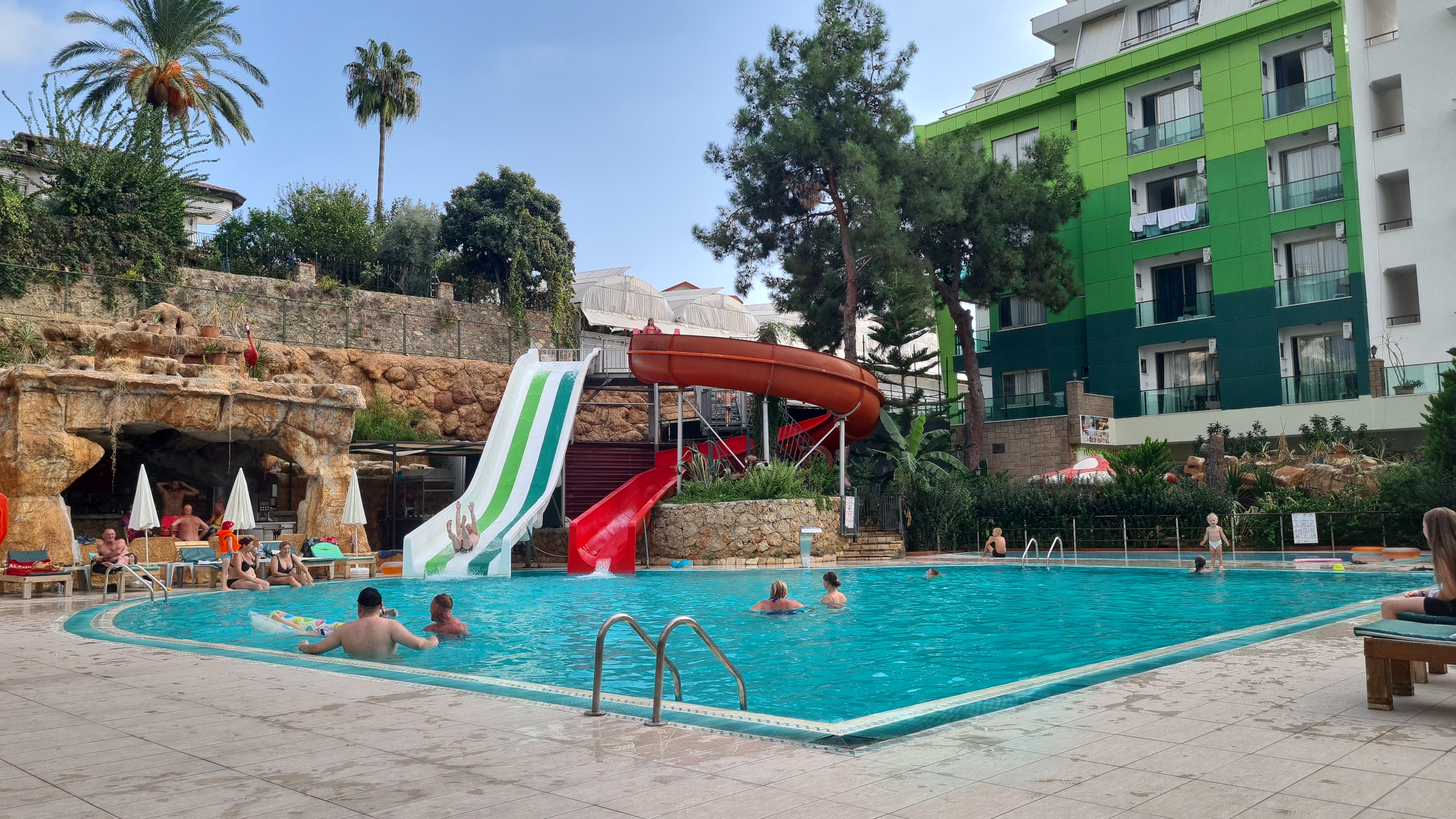Green Life Hotel - photo 10