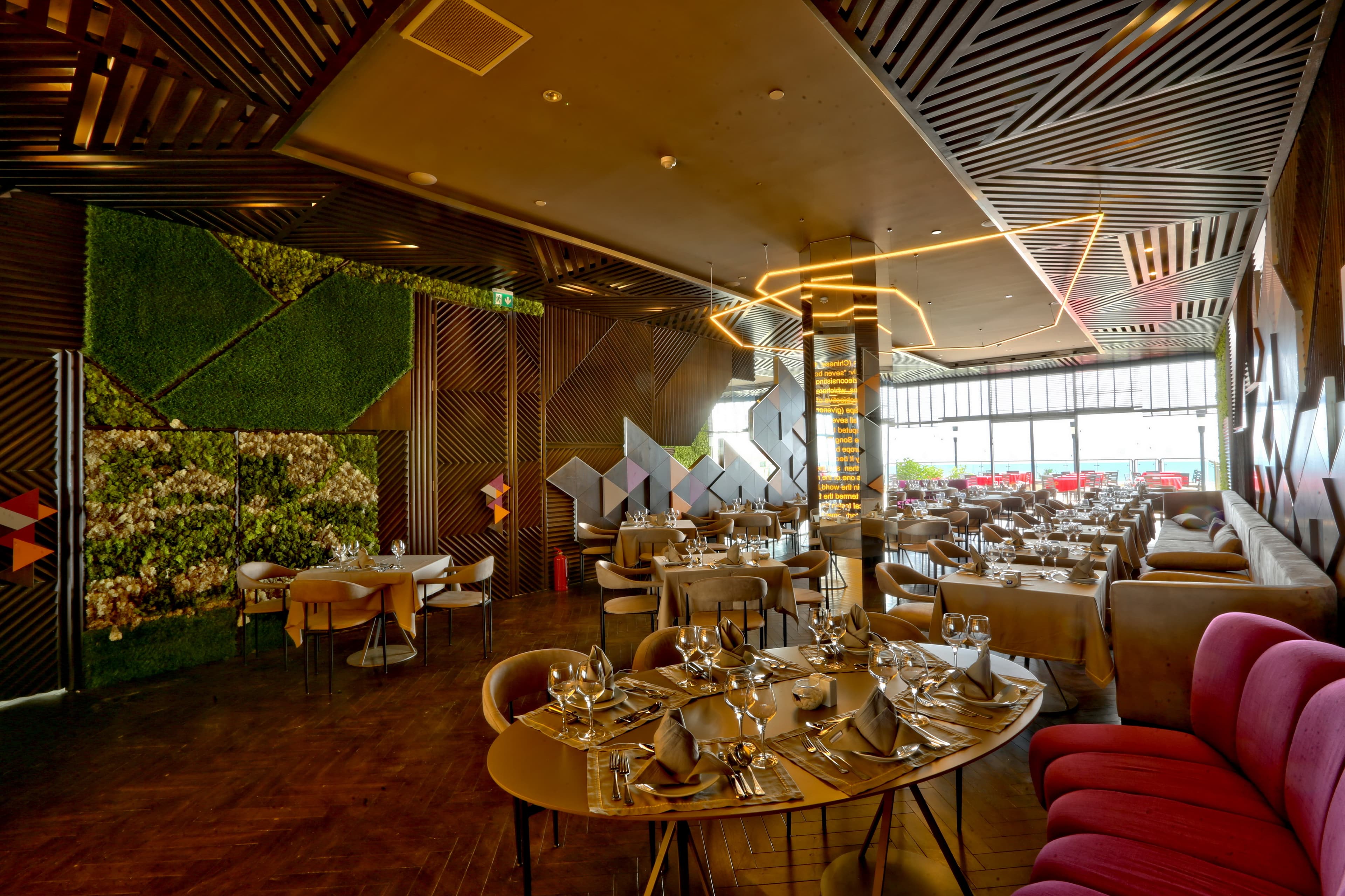 Side Star Elegance Hotel - photo 6