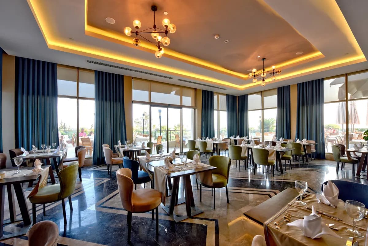 Side Star Elegance Hotel - photo 10
