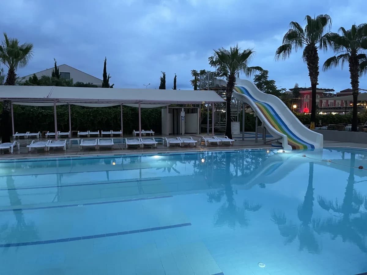 Silver Hotel - photo 3