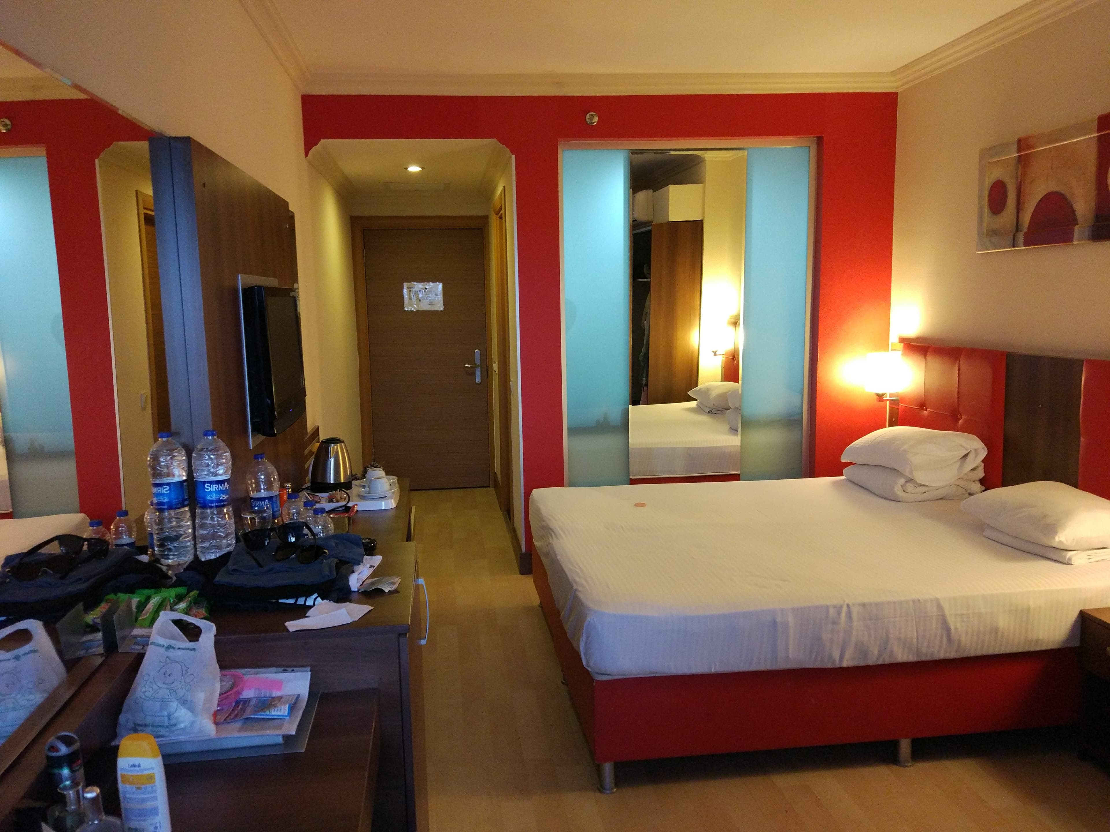 Sidekum Hotel - photo 2