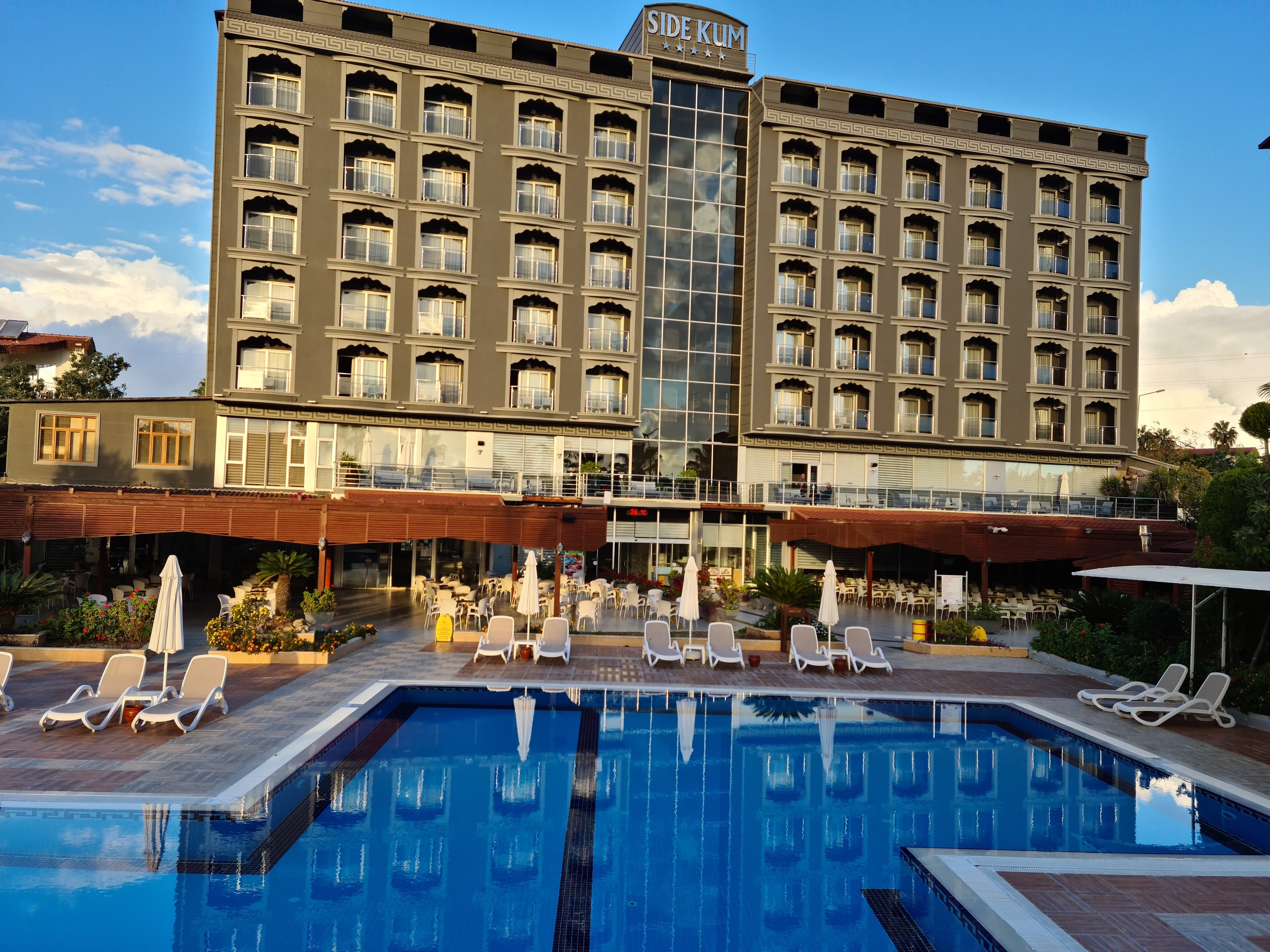 Sidekum Hotel - photo 4